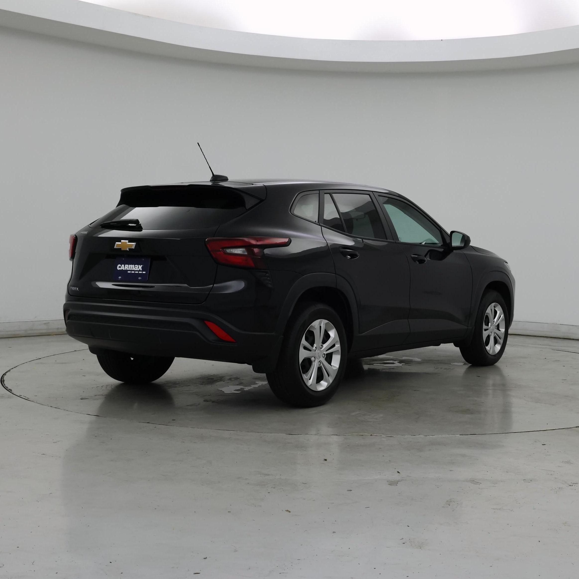 Thumbnail: 2024 Chevrolet Trax - 8