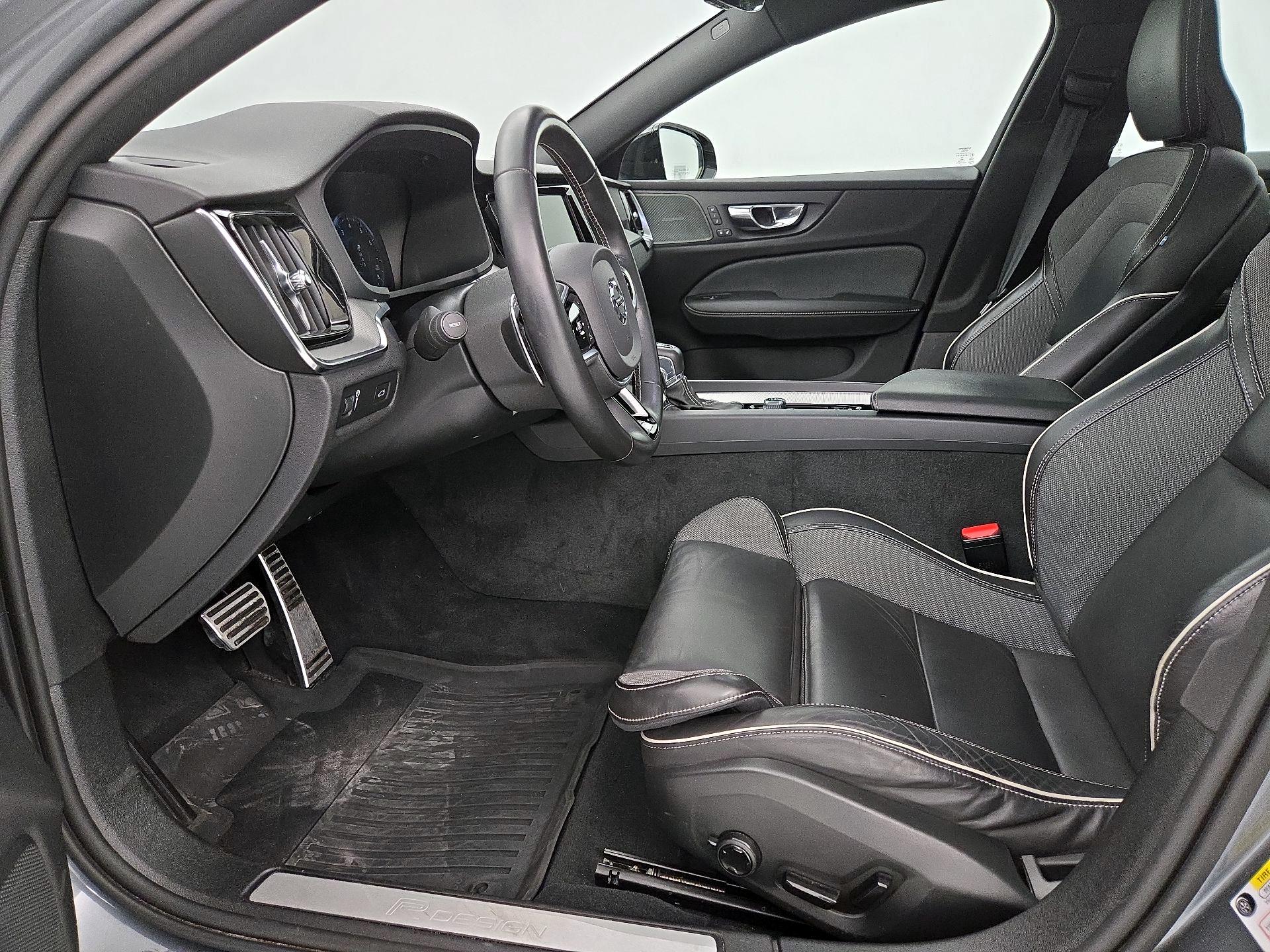 Thumbnail: 2019 Volvo S60 - 11