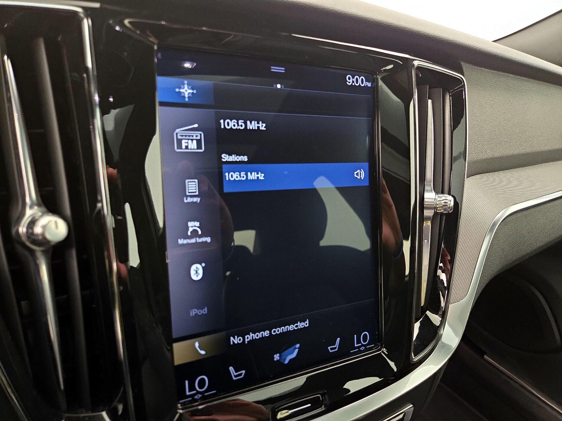 Thumbnail: 2019 Volvo S60 - 16