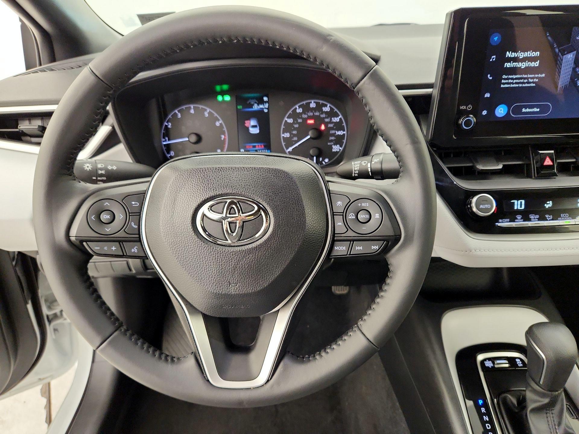Thumbnail: 2023 Toyota Corolla - 10