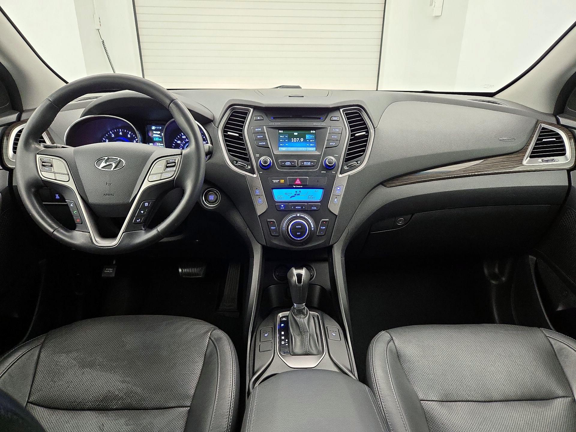 Thumbnail: 2015 Hyundai Santa Fe - 9