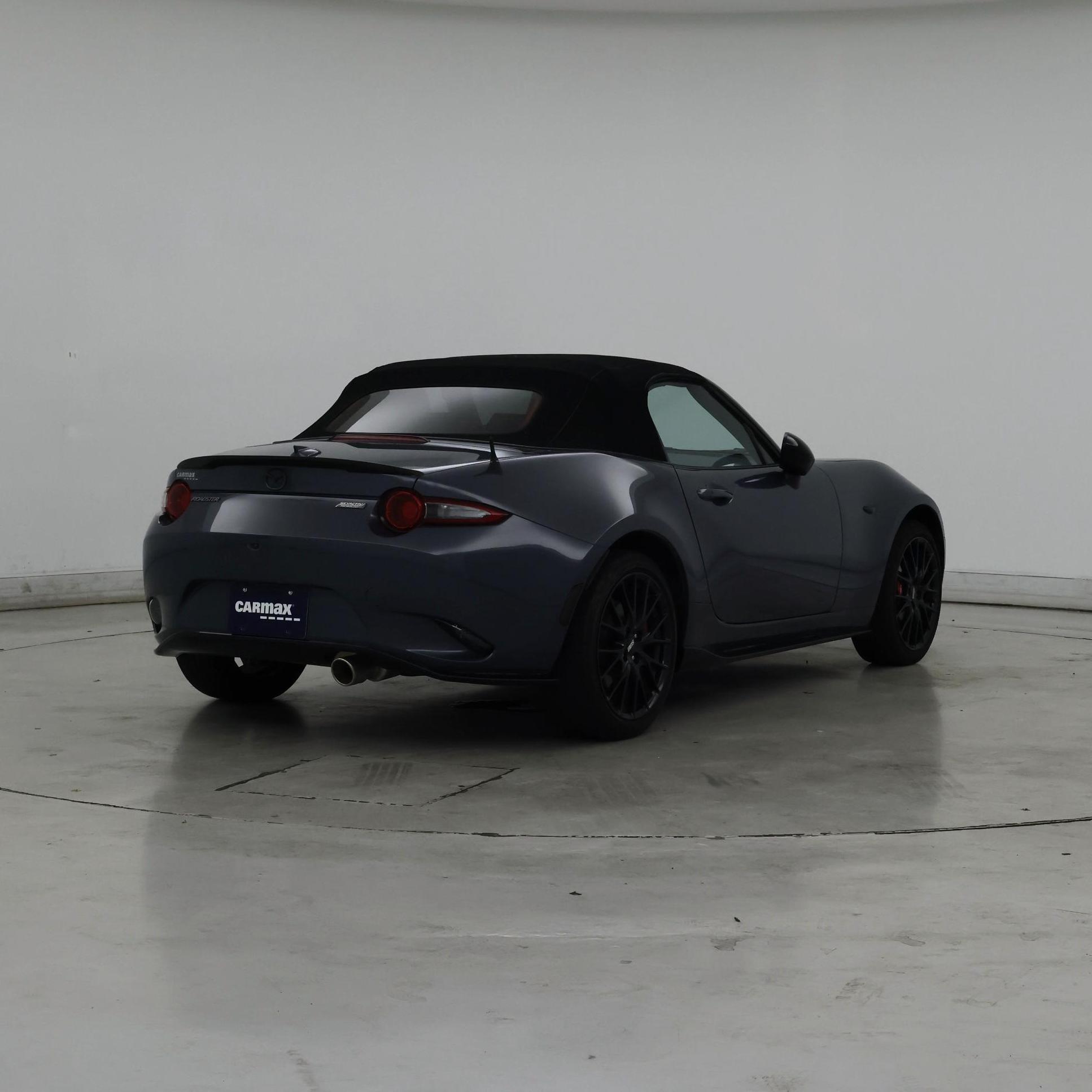 Thumbnail: 2021 Mazda MX-5 Miata - 8