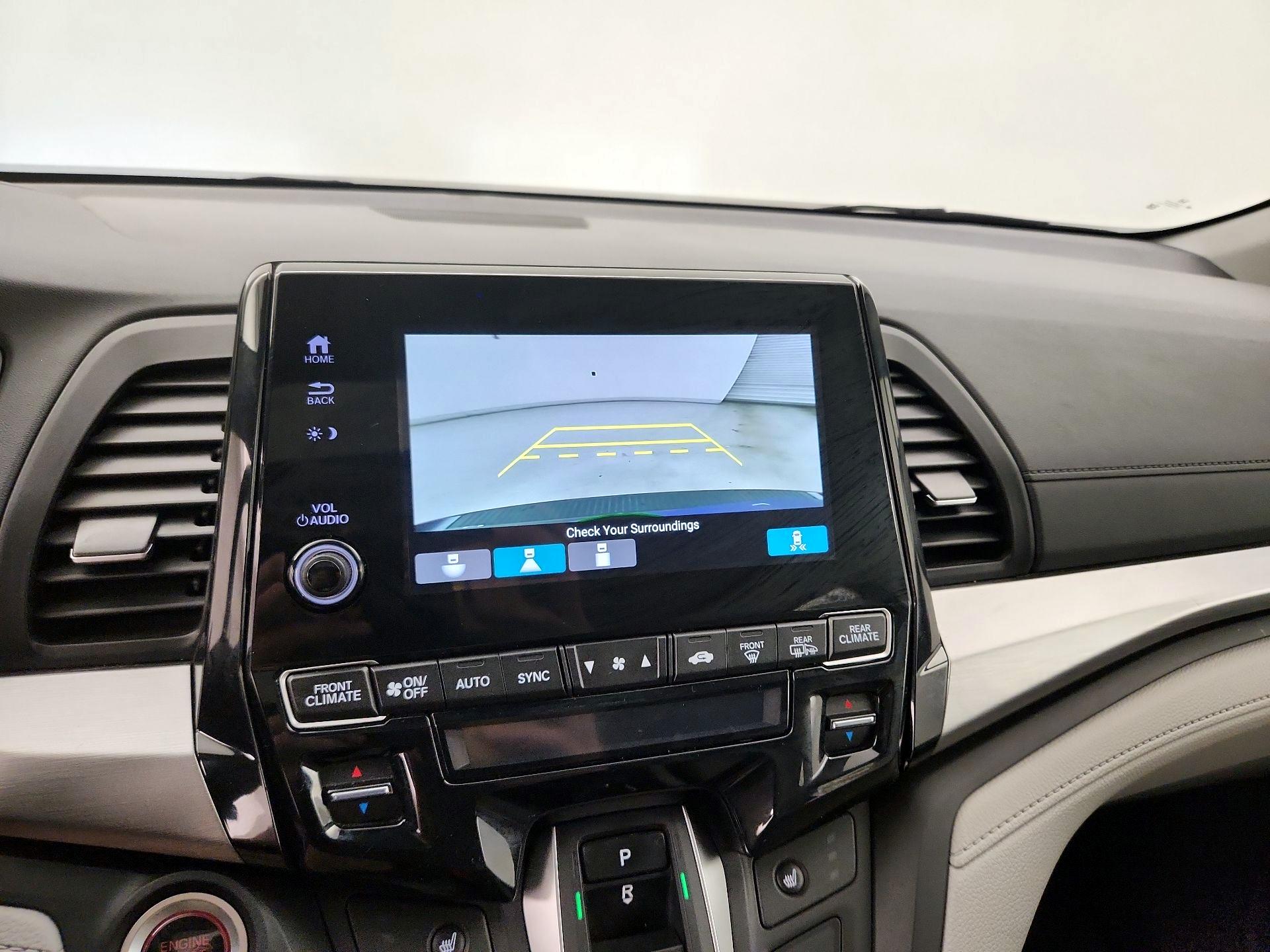 Thumbnail: 2021 Honda Odyssey - 14
