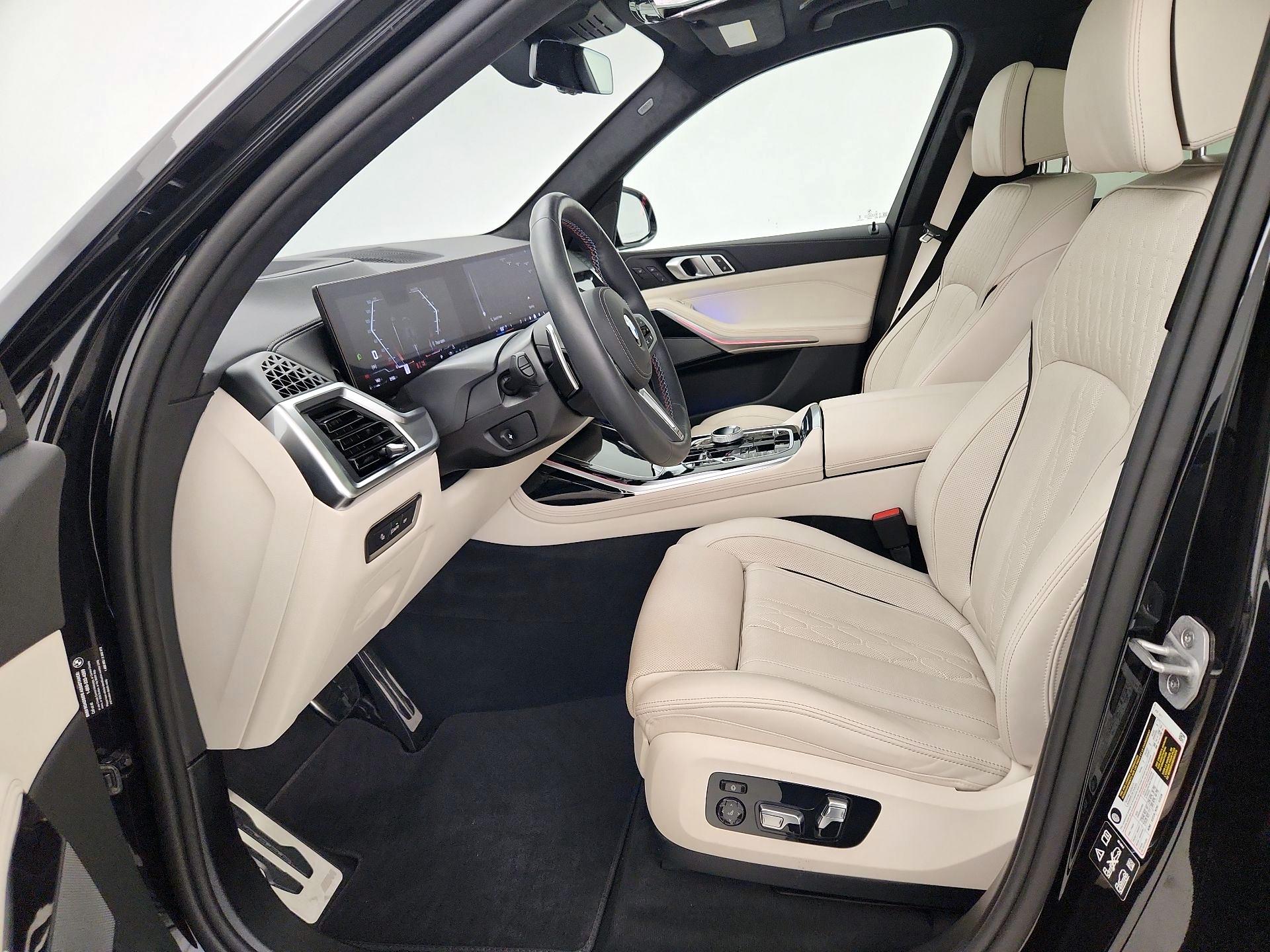 Thumbnail: 2025 BMW X7 - 11