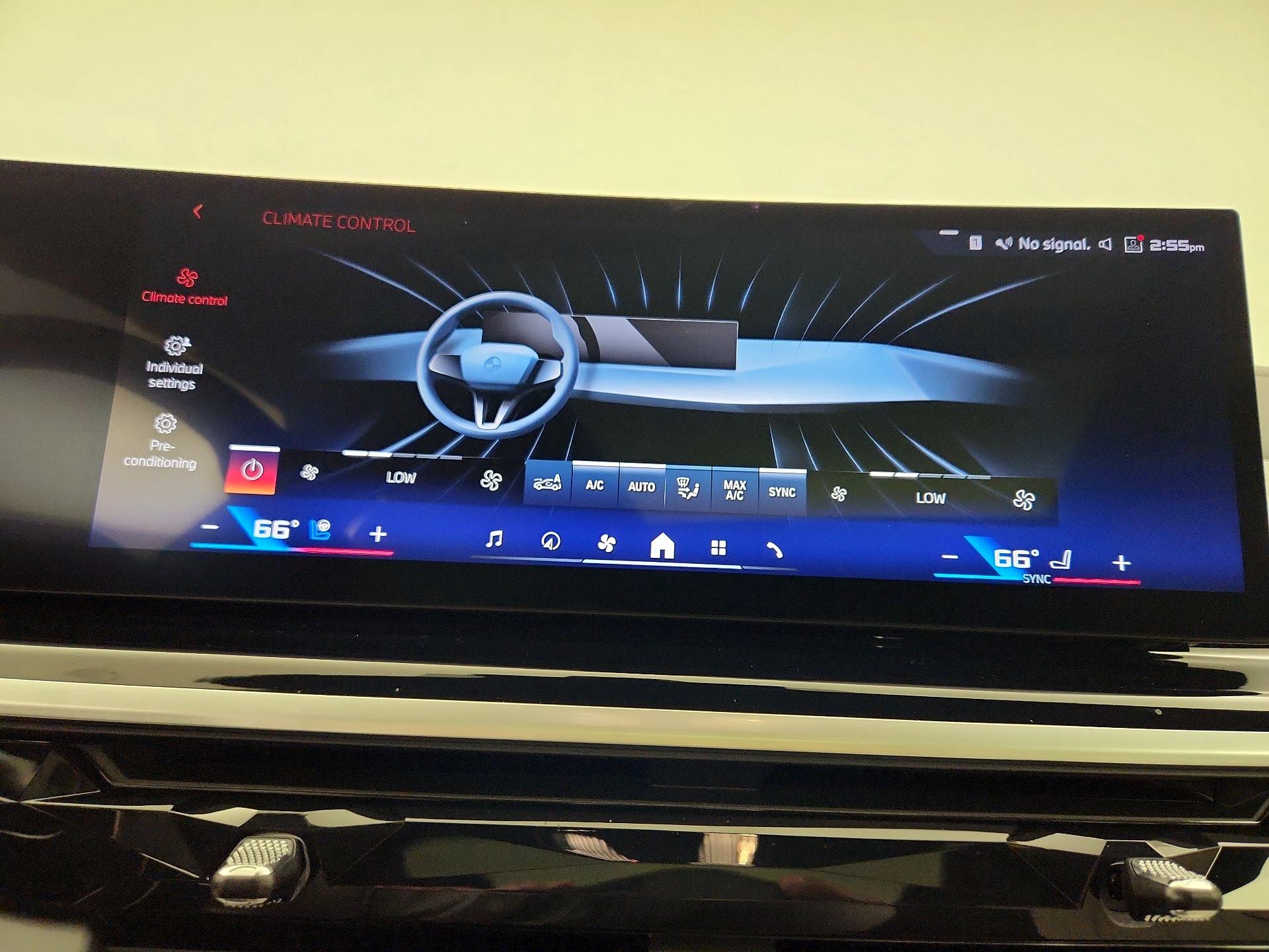 Thumbnail: 2025 BMW X7 - 17