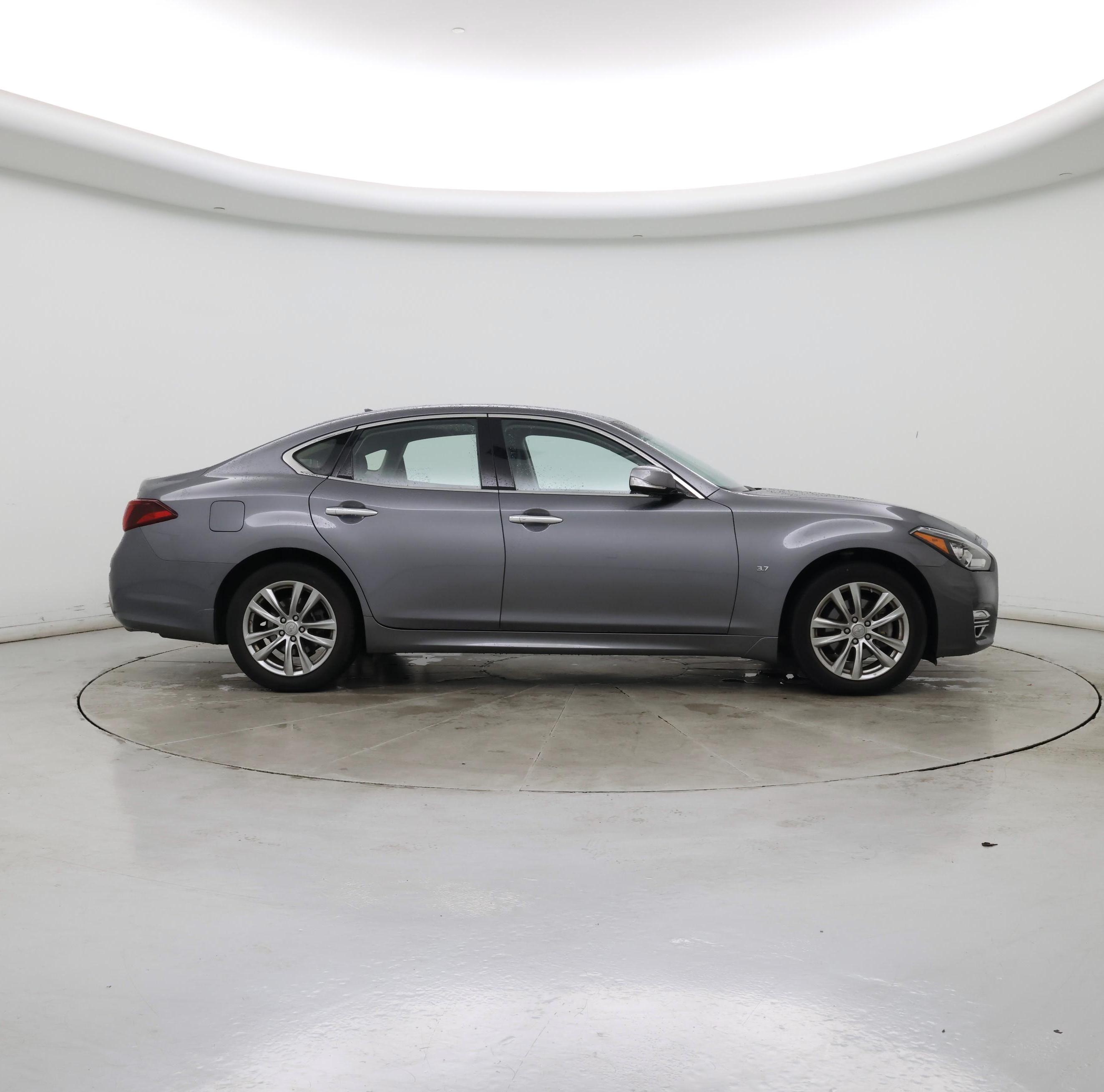 Thumbnail: 2019 INFINITI Q70 - 7