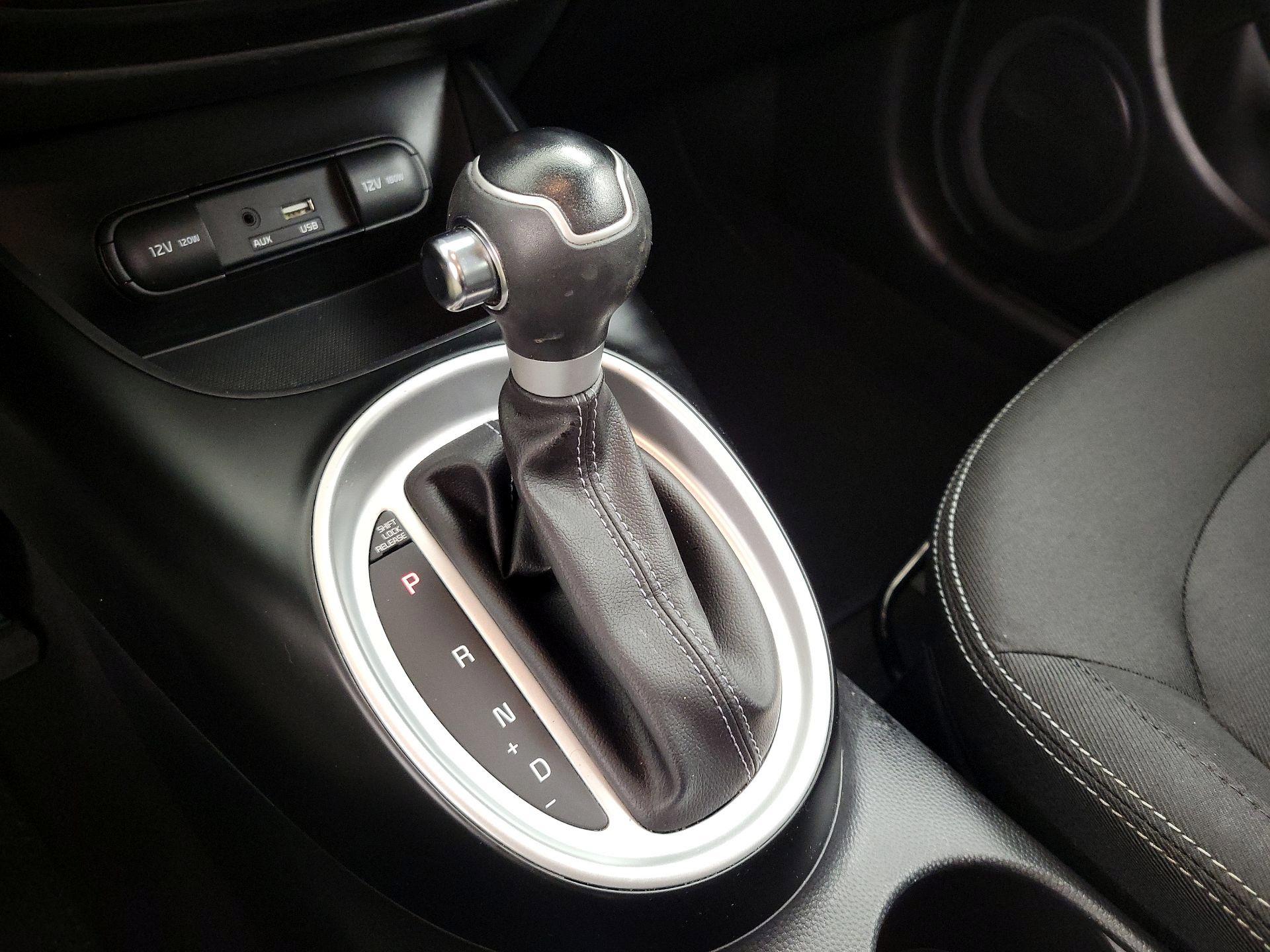 Thumbnail: 2019 Kia Soul - 17