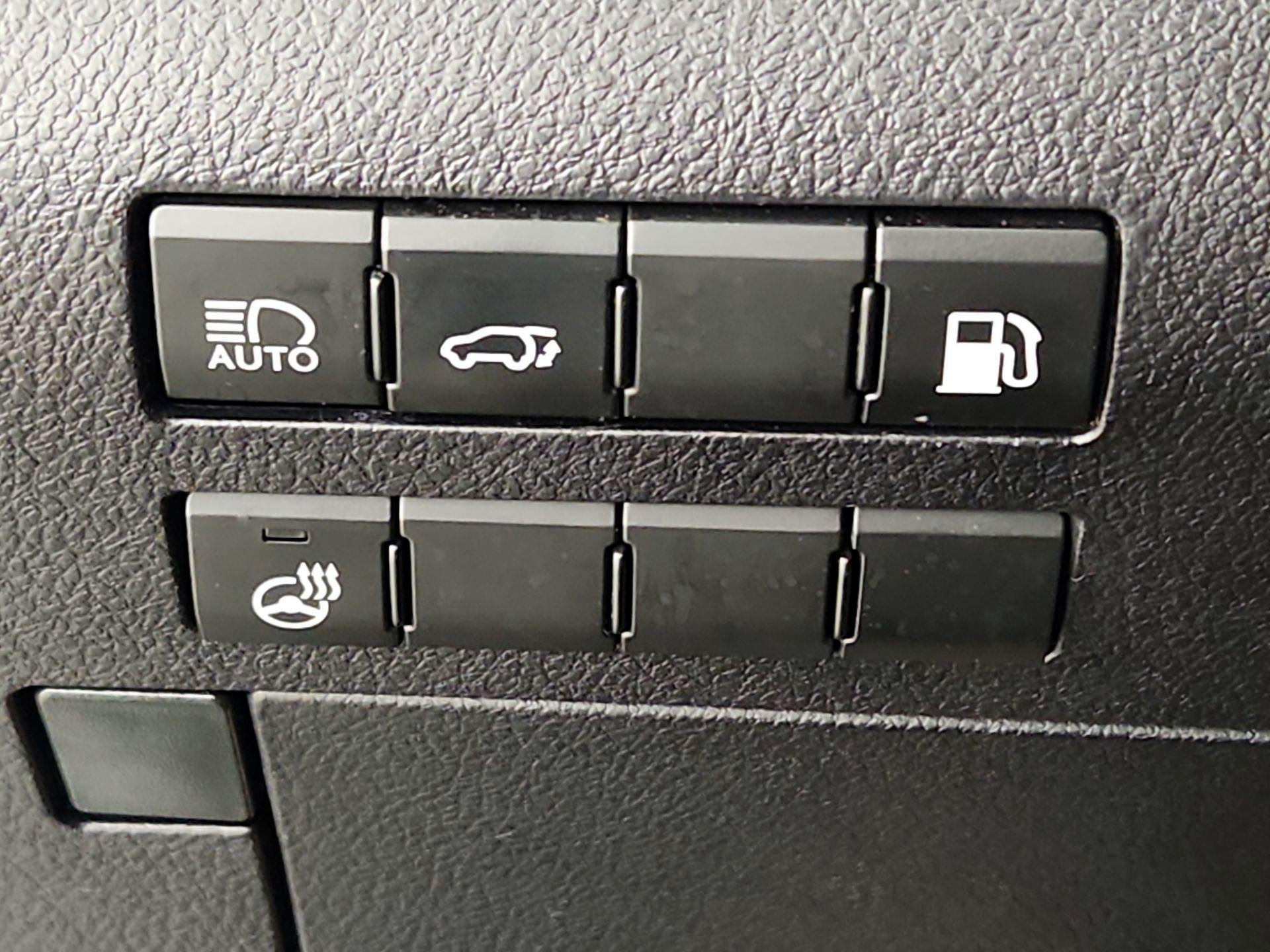 Thumbnail: 2018 Lexus RX - 13