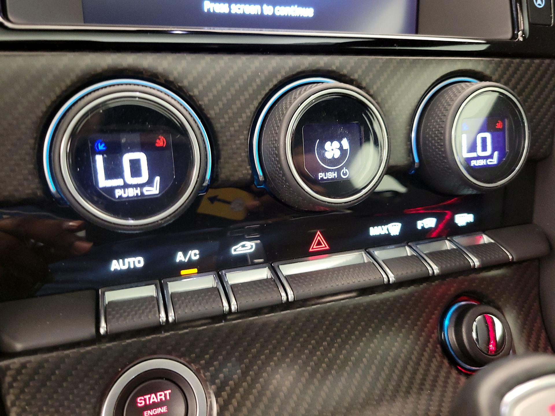 Thumbnail: 2018 Jaguar F-Type - 16