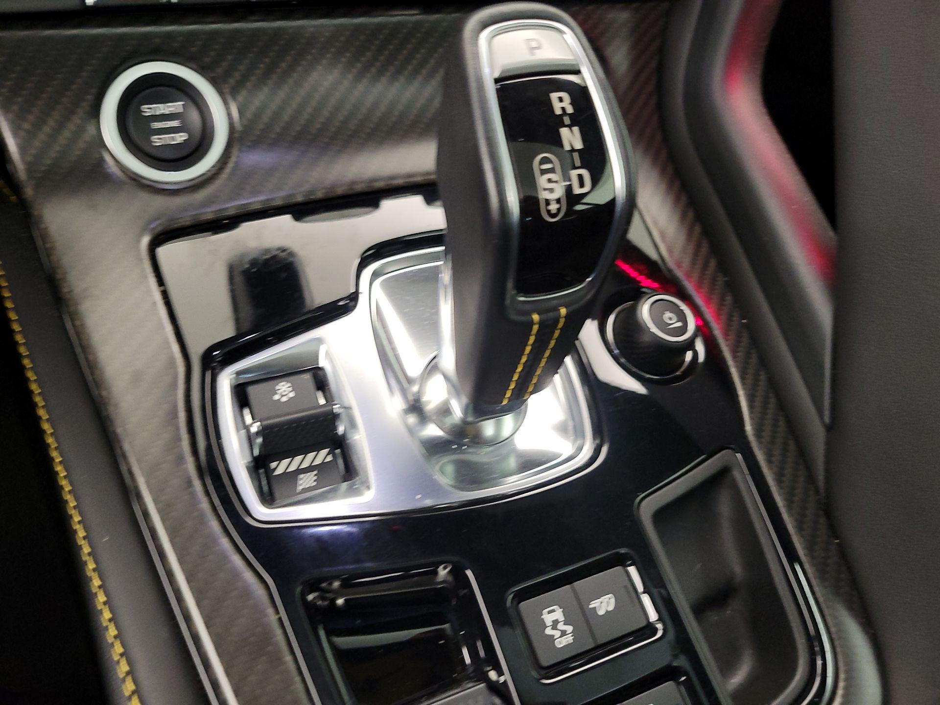 Thumbnail: 2018 Jaguar F-Type - 17