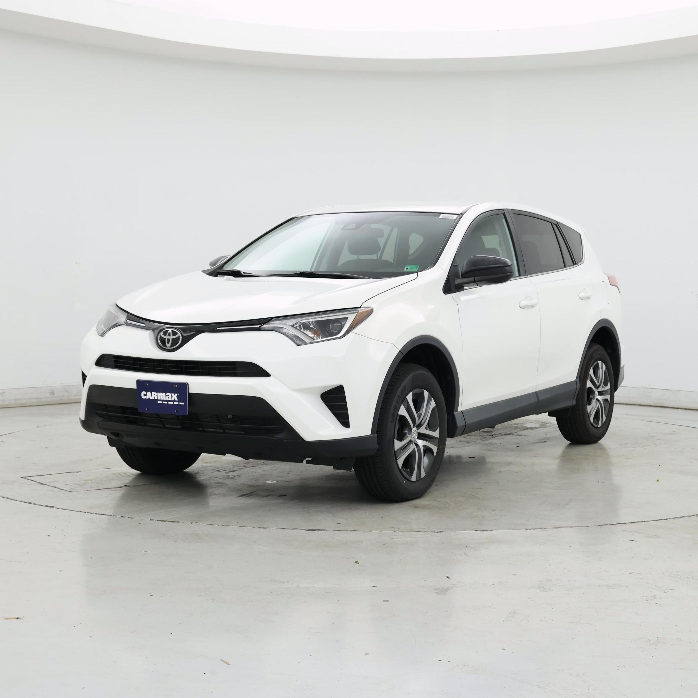 Thumbnail: 2018 Toyota RAV4 - 4