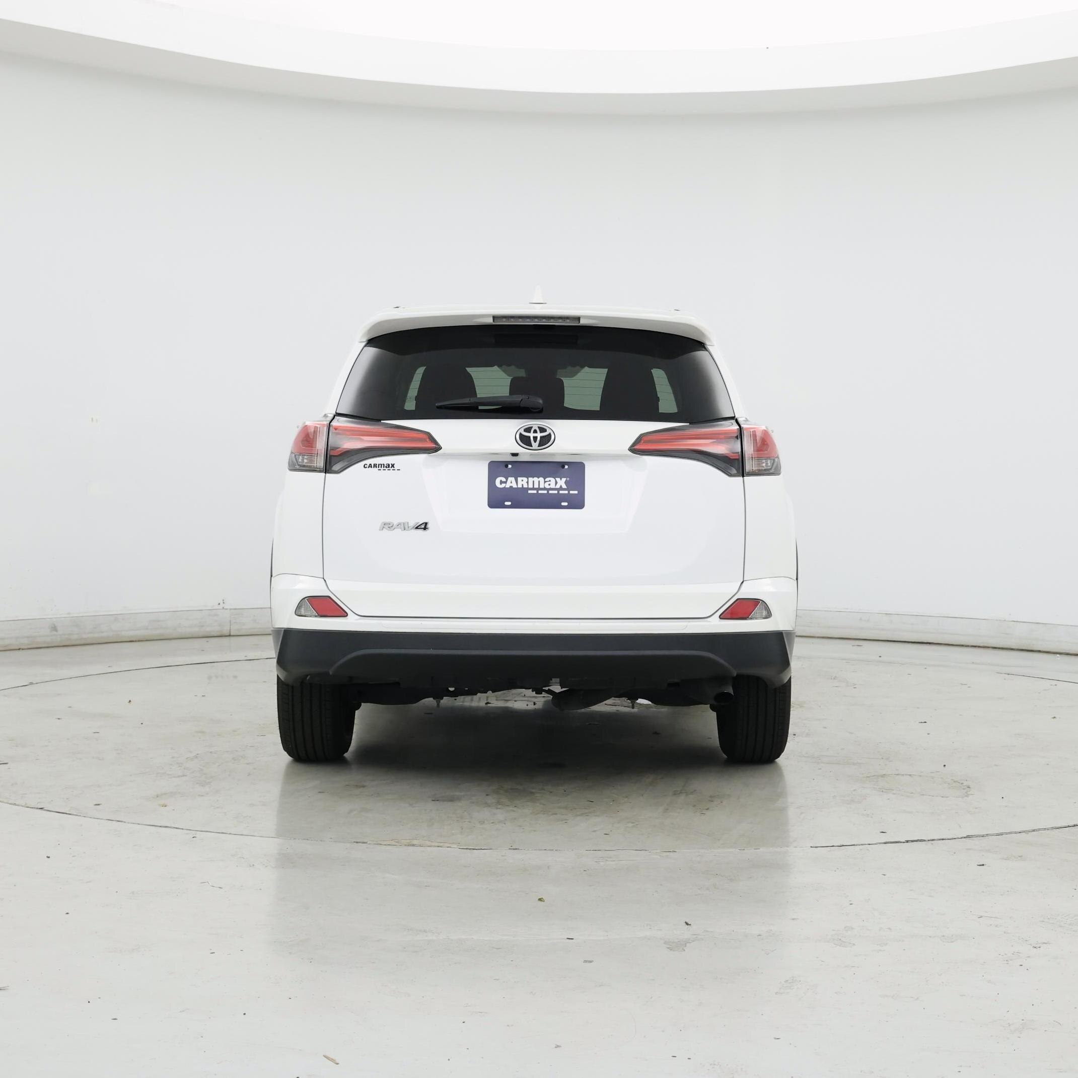 Thumbnail: 2018 Toyota RAV4 - 6