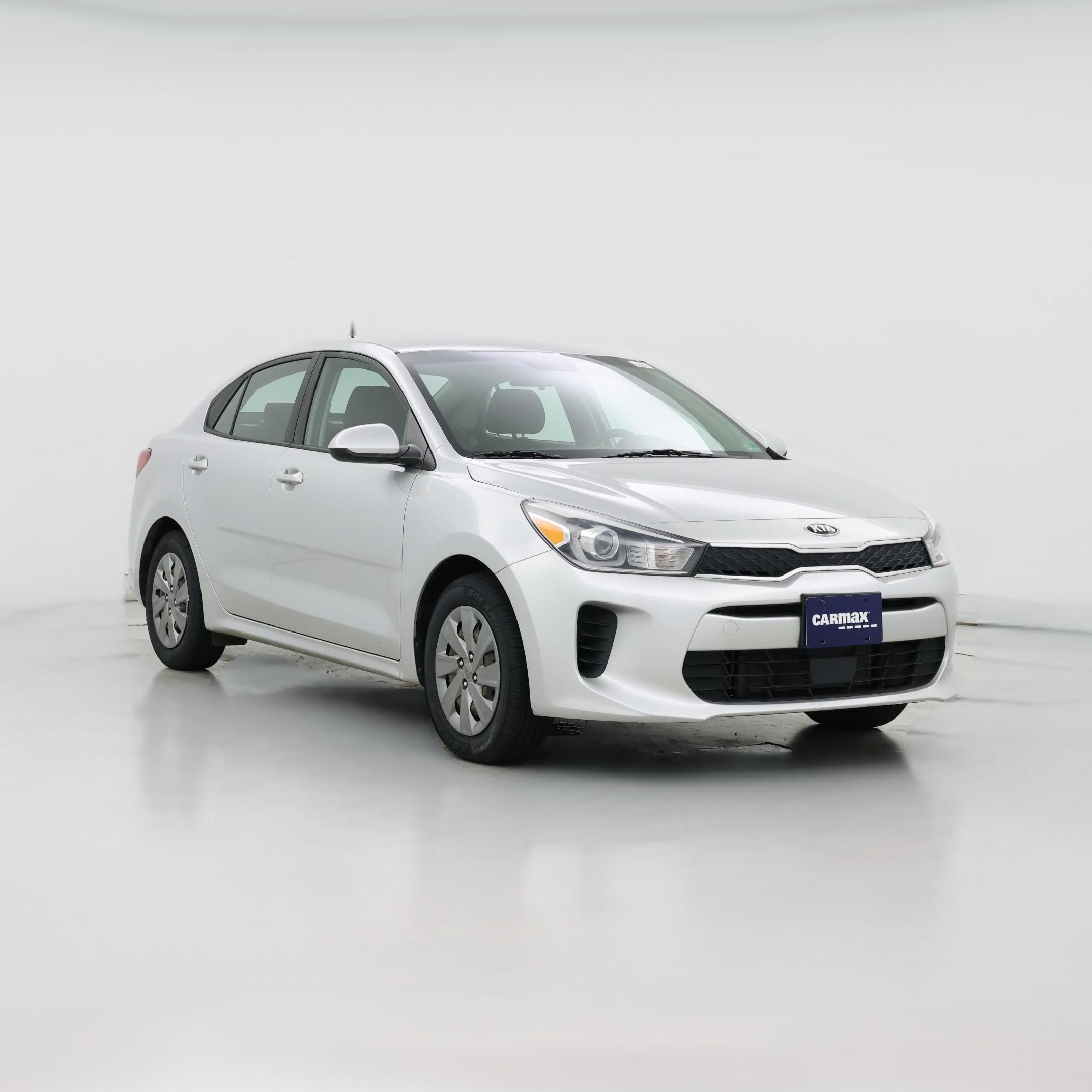 Thumbnail: 2019 Kia Rio - 1