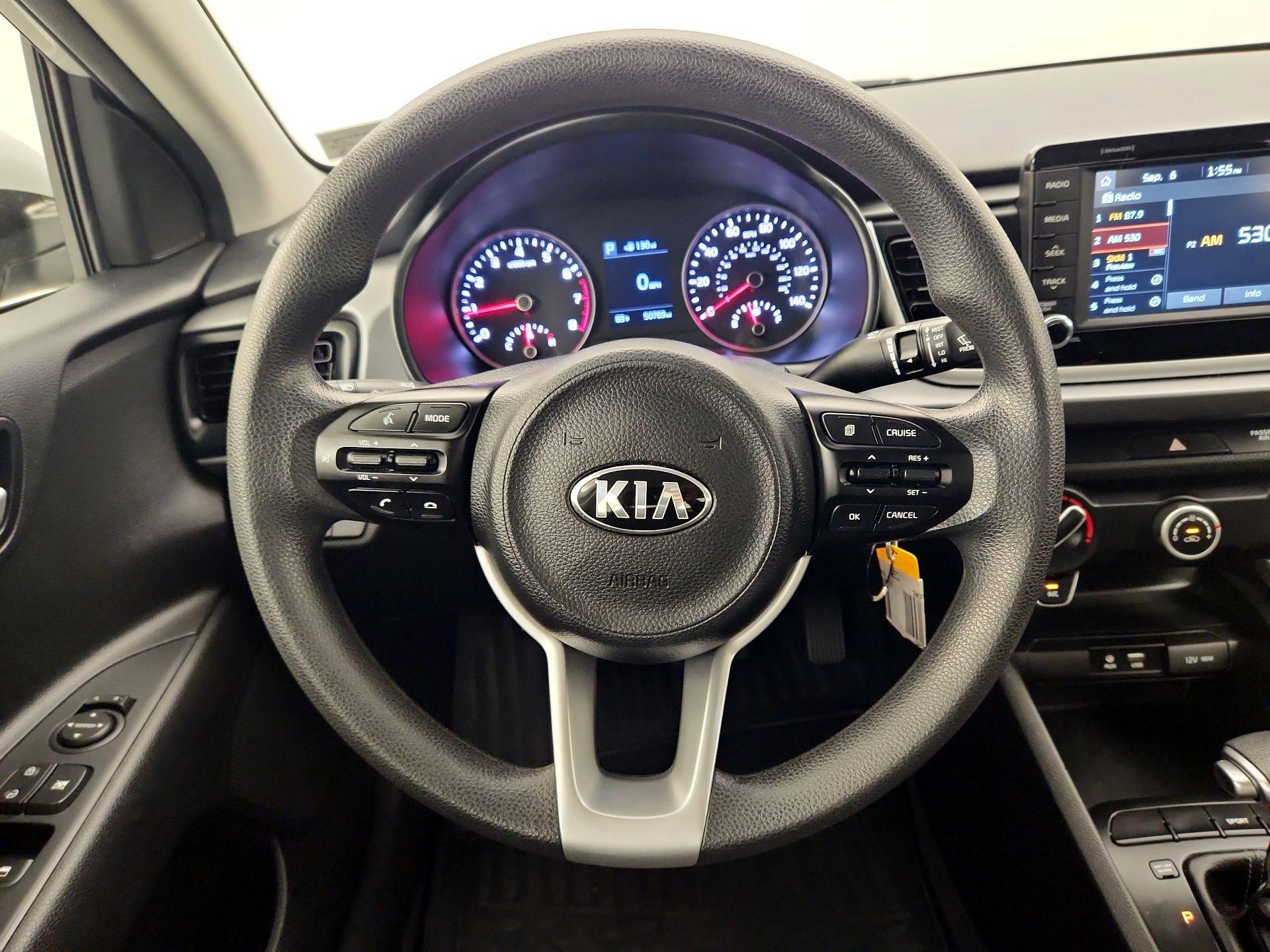 Thumbnail: 2019 Kia Rio - 10