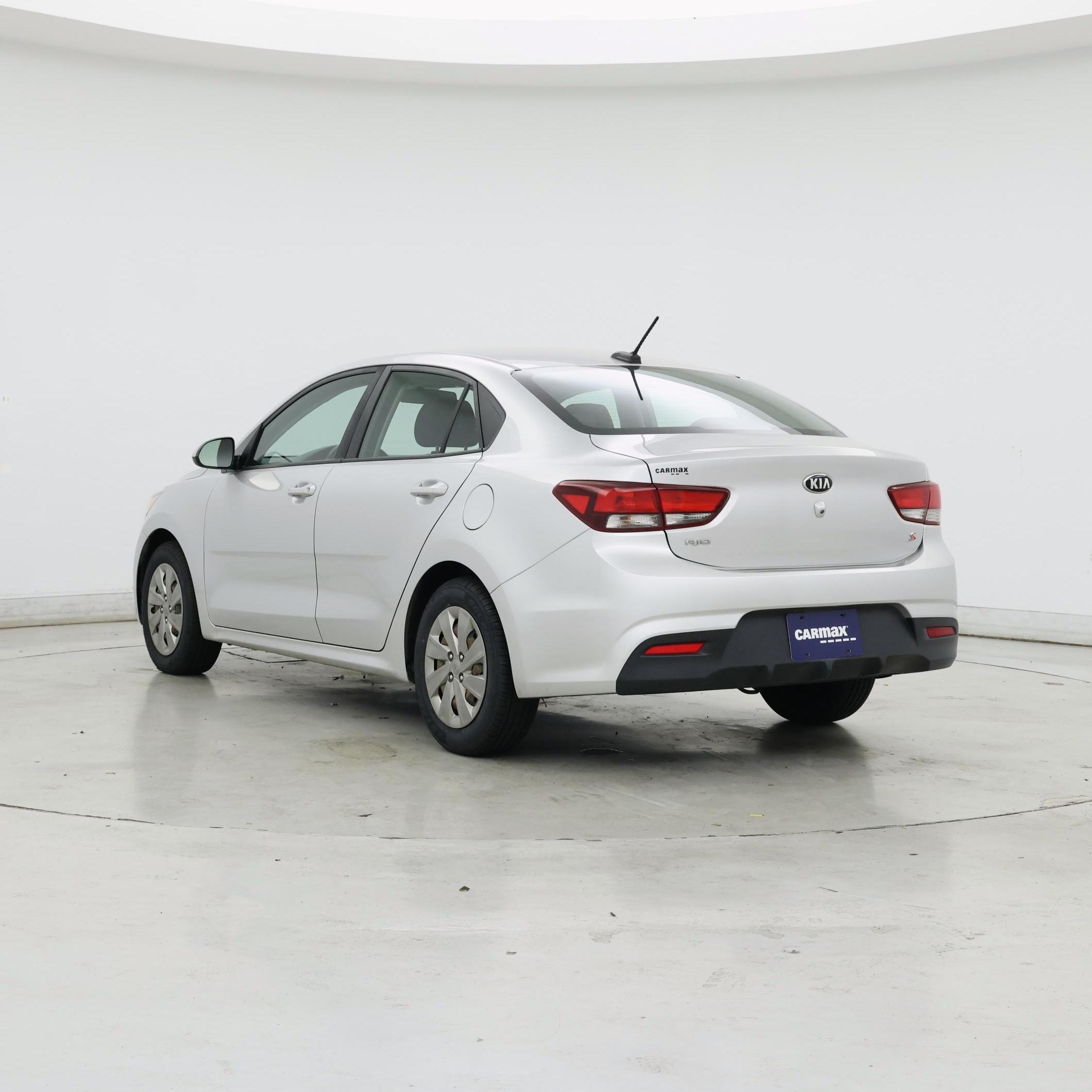 Thumbnail: 2019 Kia Rio - 2