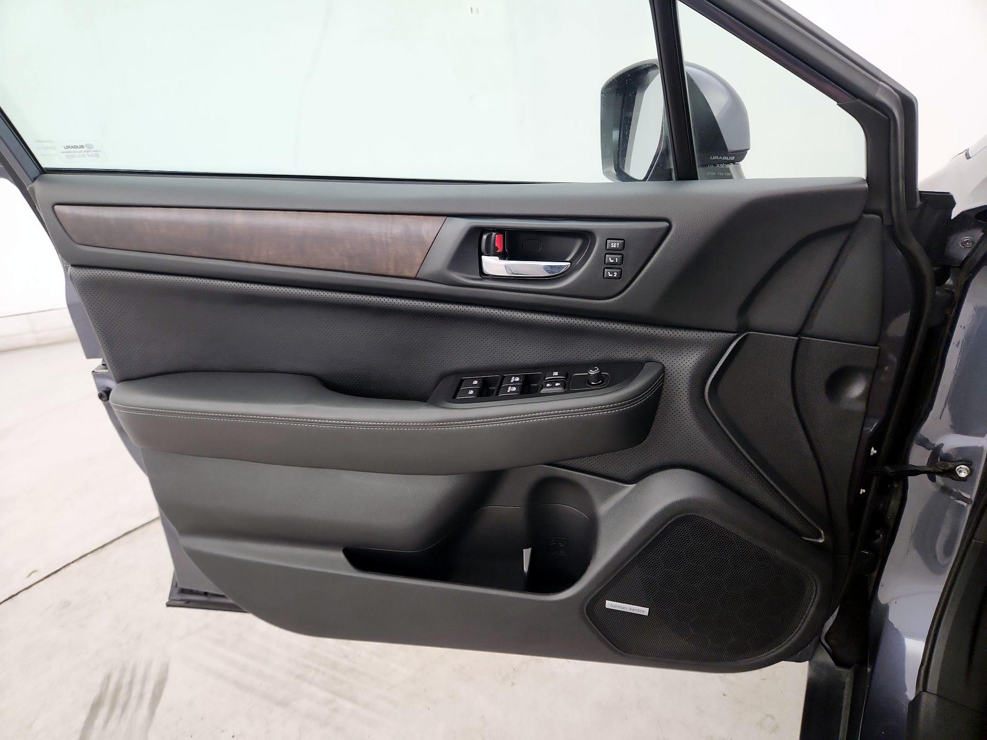 Thumbnail: 2015 Subaru Outback - 12