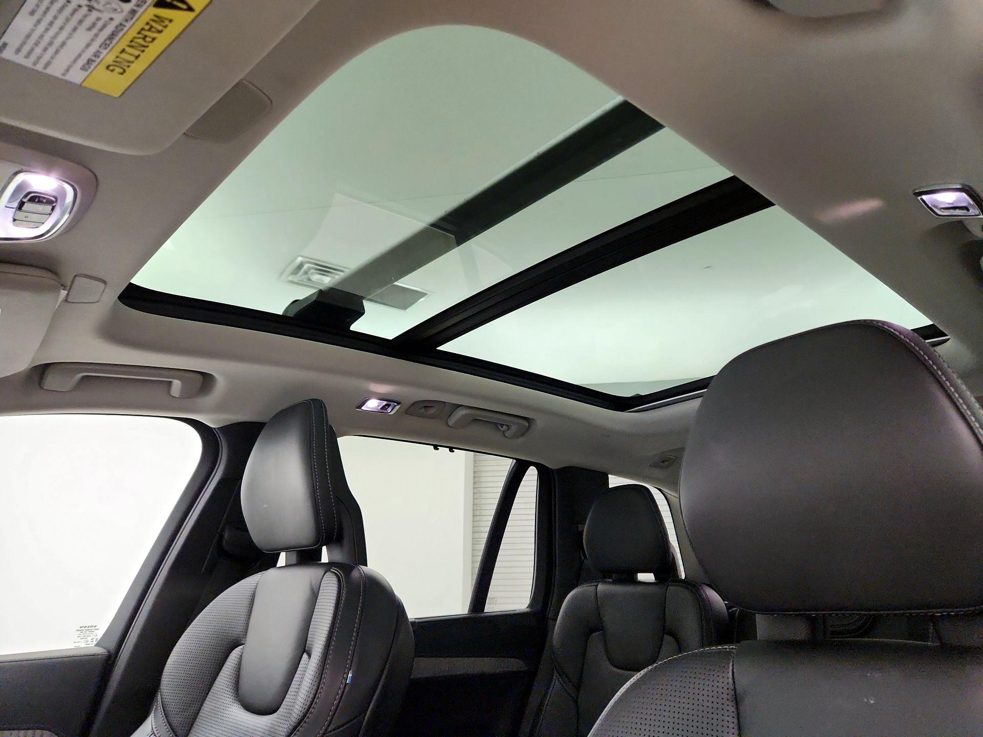 Thumbnail: 2021 Volvo XC90 - 19