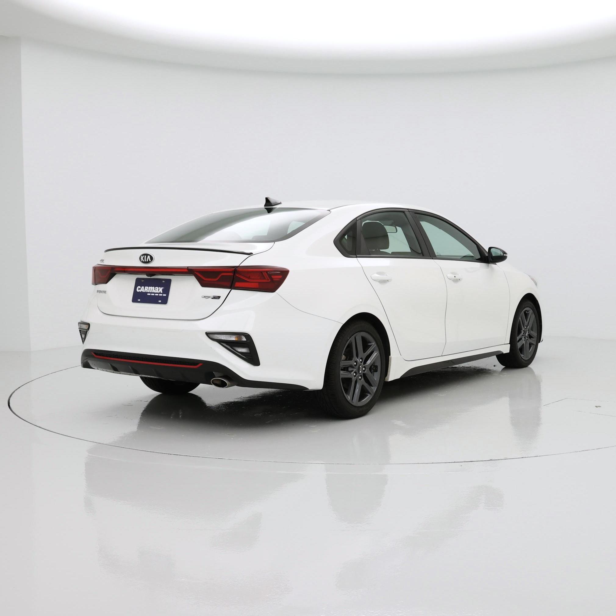 Thumbnail: 2020 Kia Forte - 8