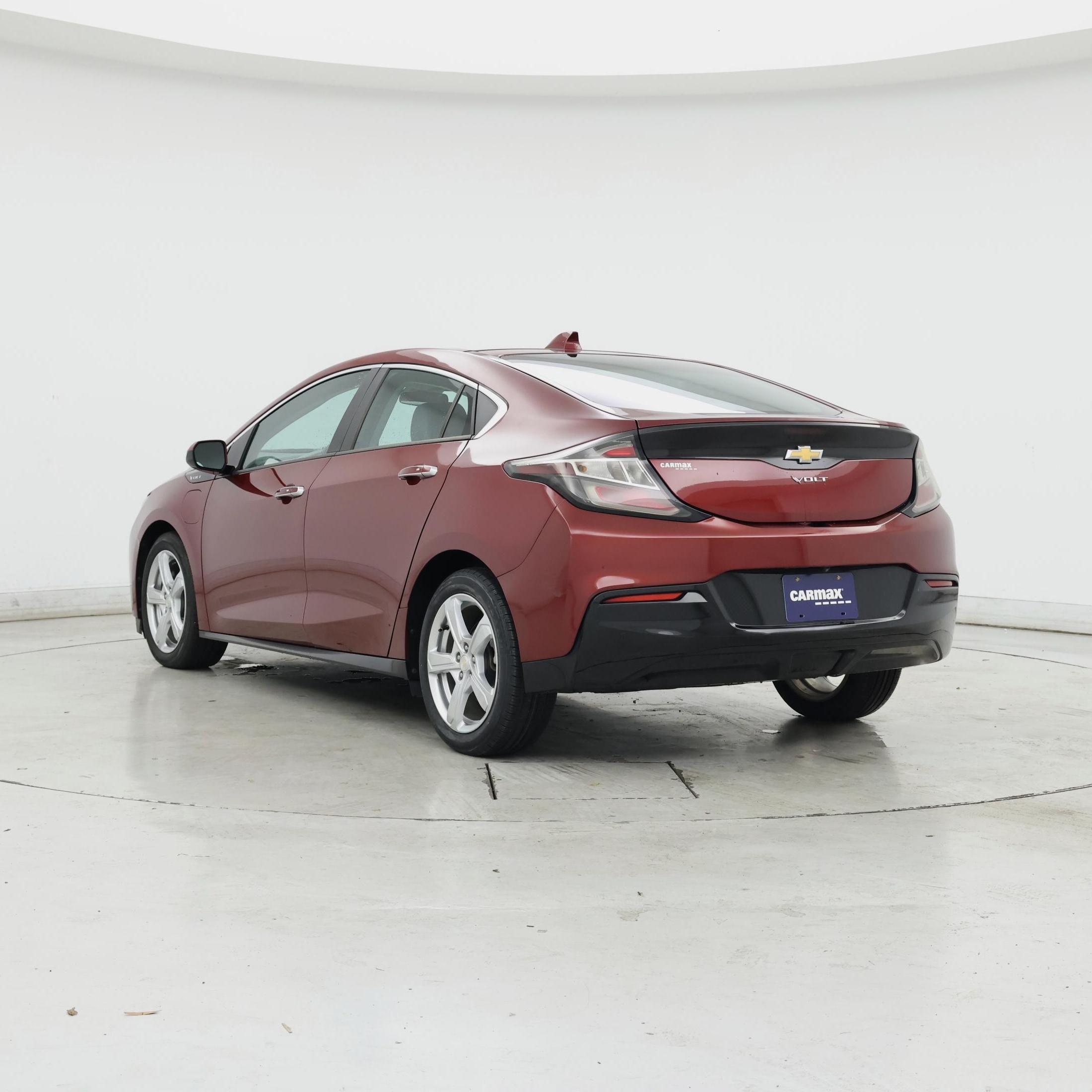 Thumbnail: 2017 Chevrolet Volt - 2