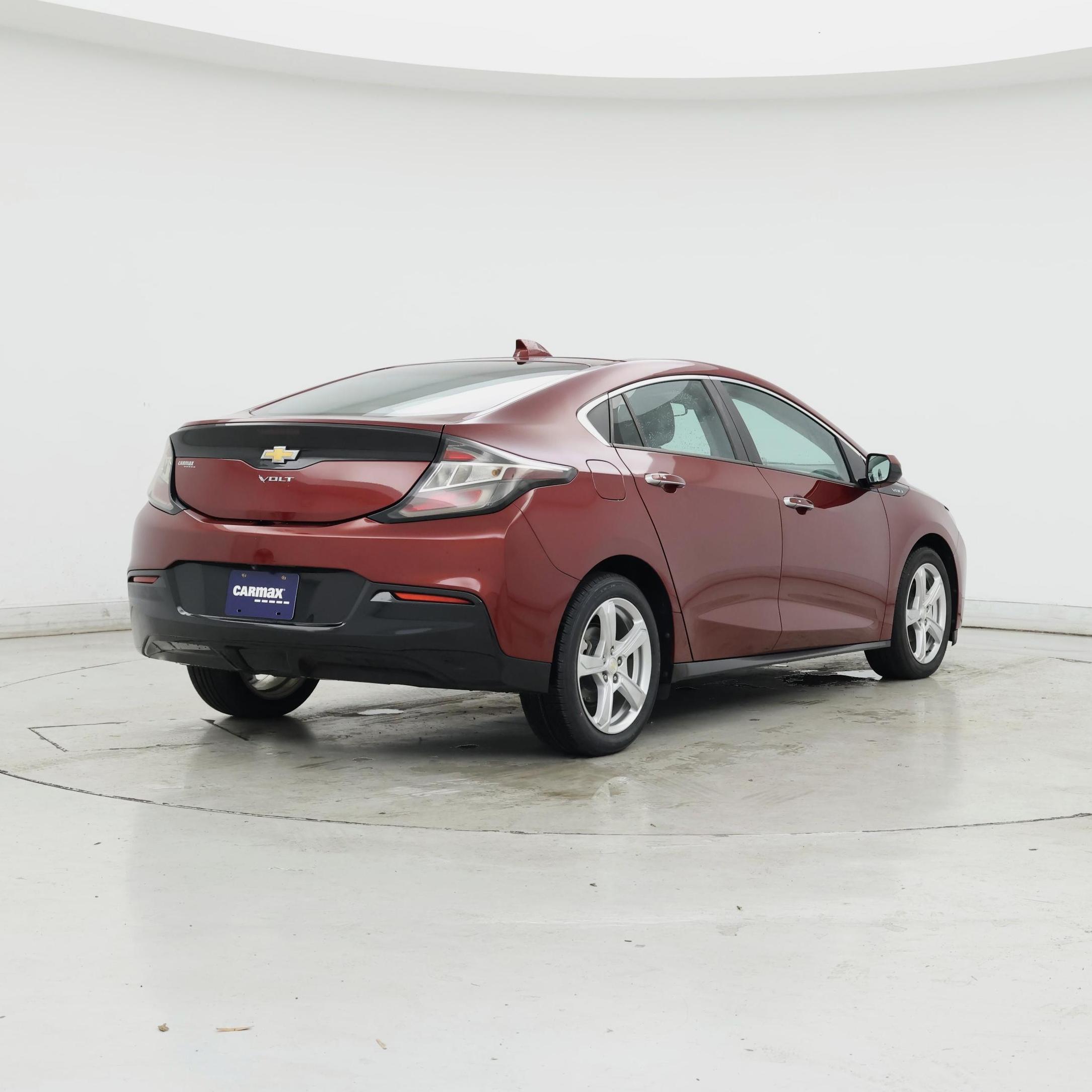 Thumbnail: 2017 Chevrolet Volt - 8