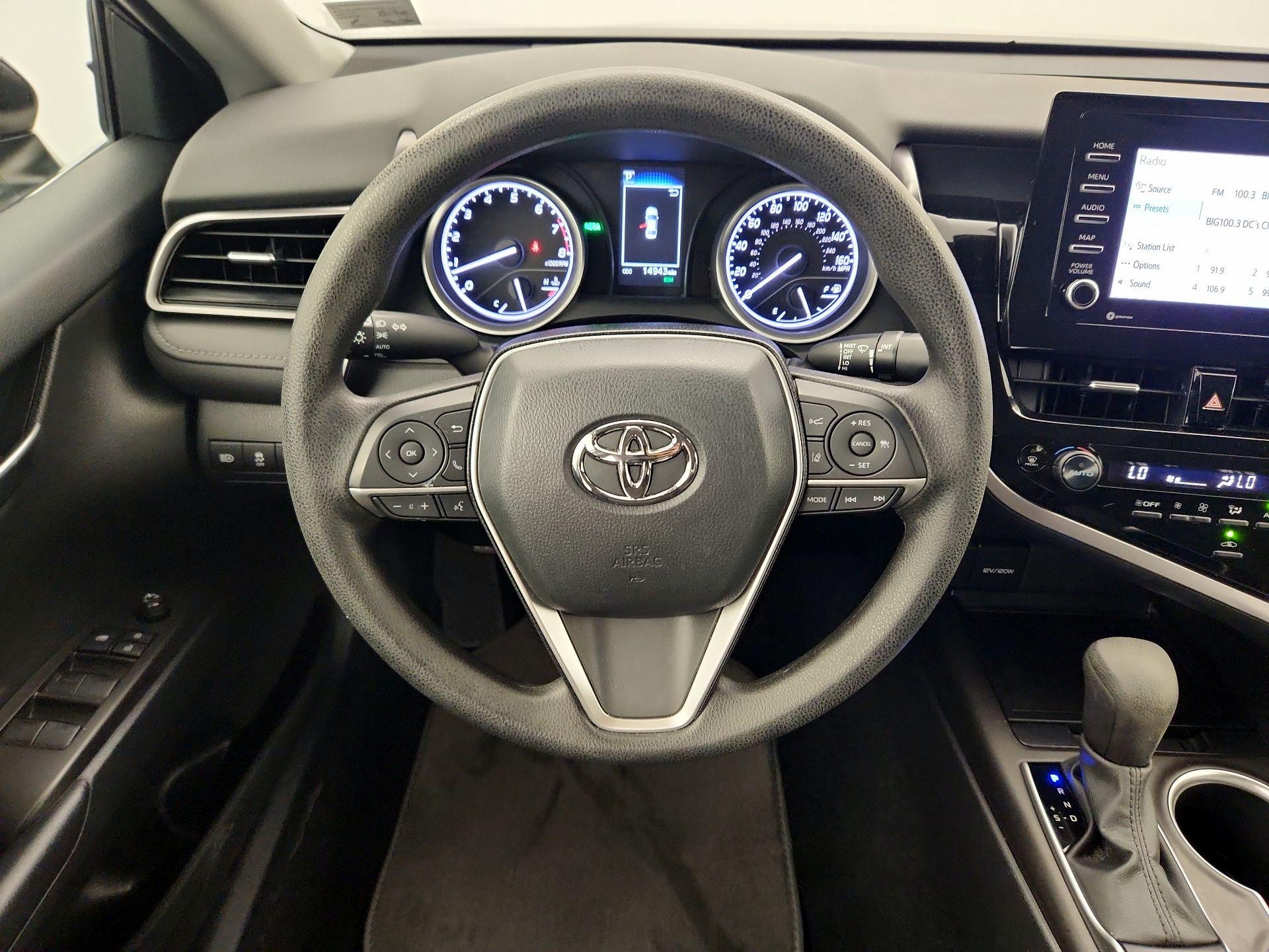 Thumbnail: 2023 Toyota Camry - 10