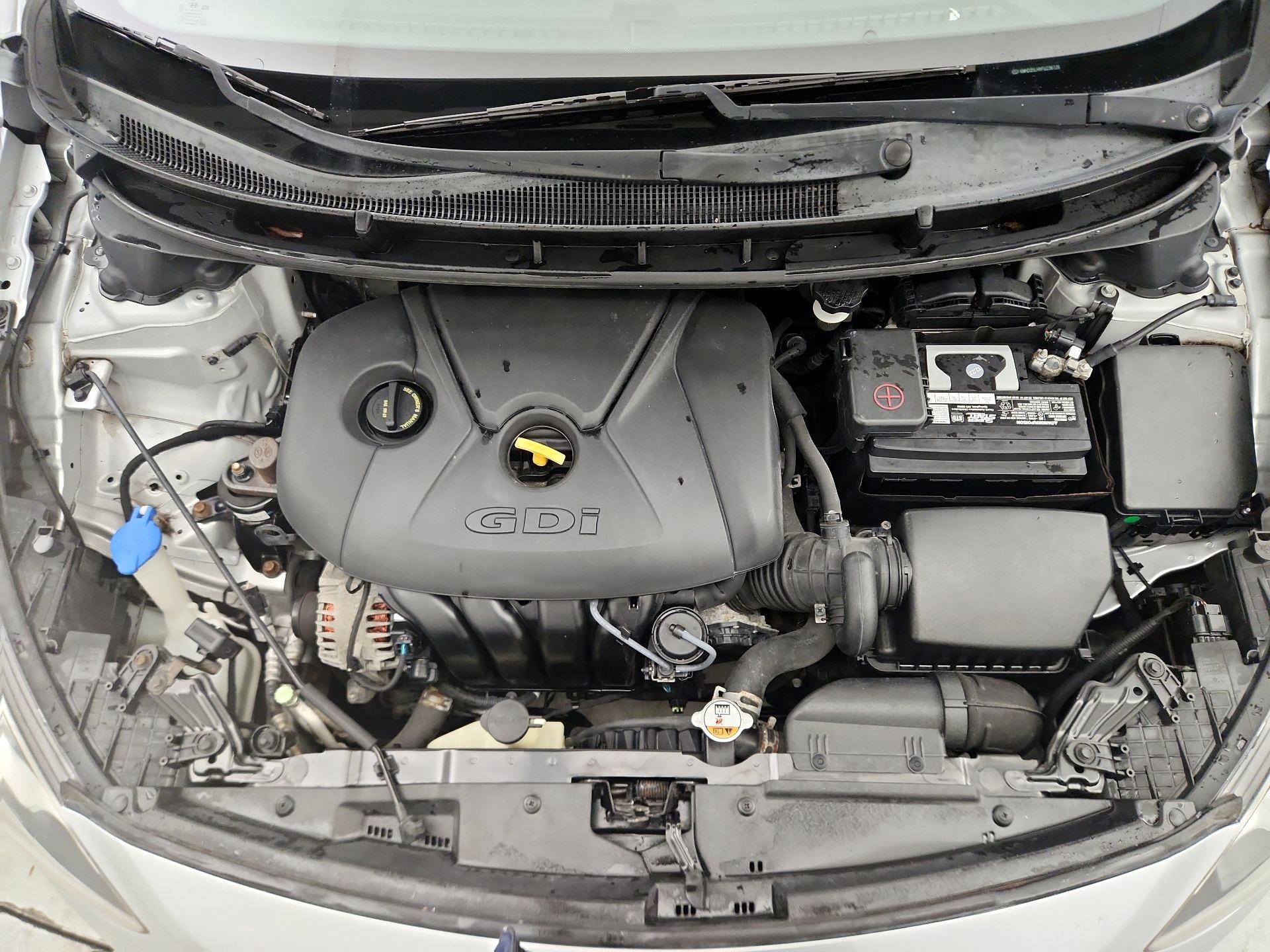 Thumbnail: 2015 Hyundai Elantra - 20