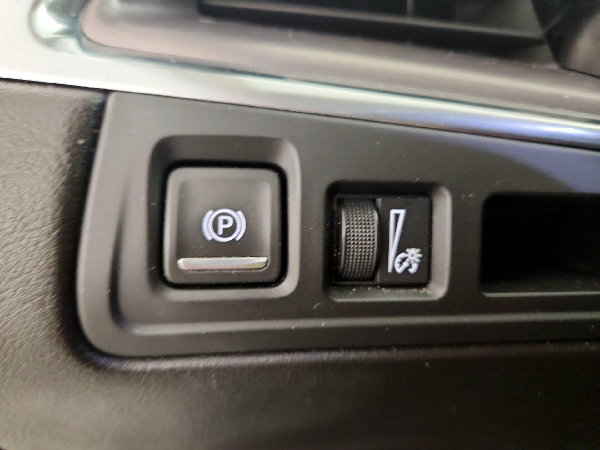 Thumbnail: 2019 Cadillac XT5 - 13