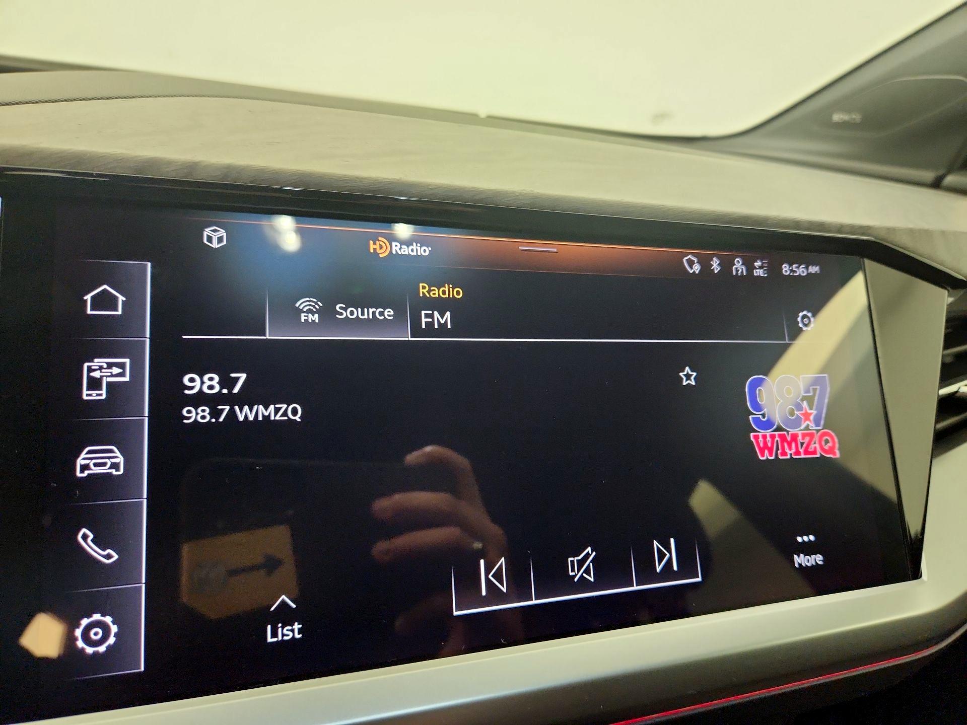 Thumbnail: 2025 Audi Q4 e-tron - 16