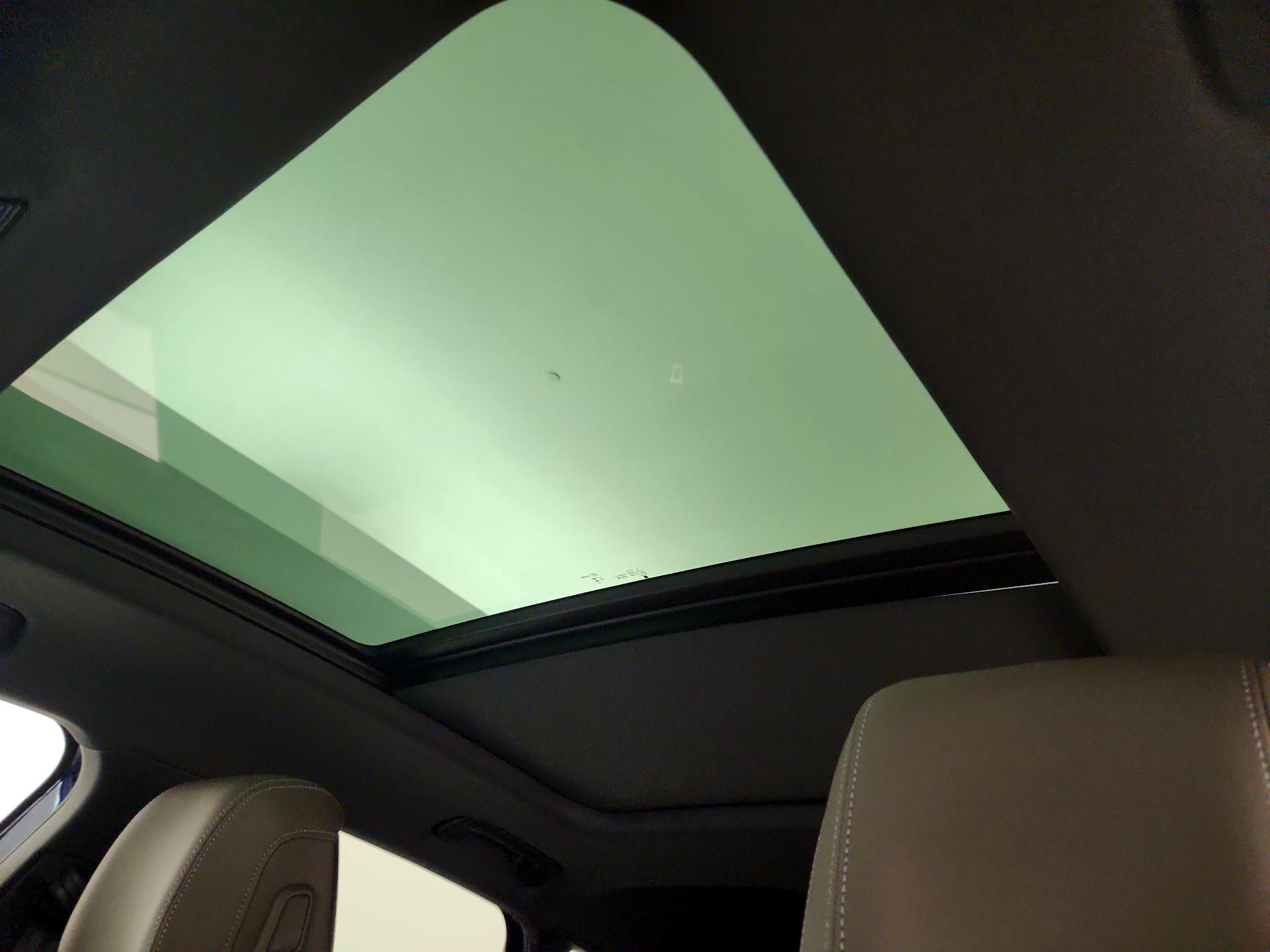 Thumbnail: 2025 Audi Q4 e-tron - 20