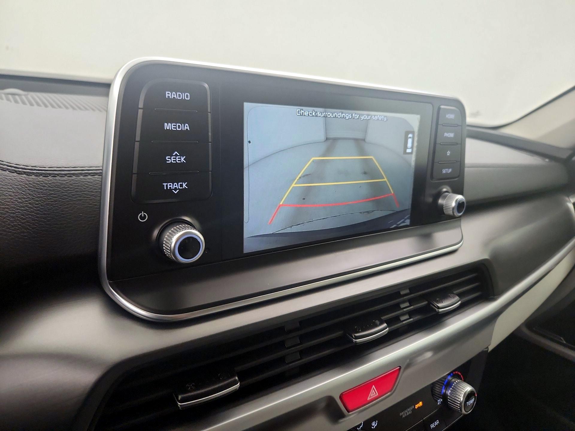 Thumbnail: 2020 Kia Telluride - 14