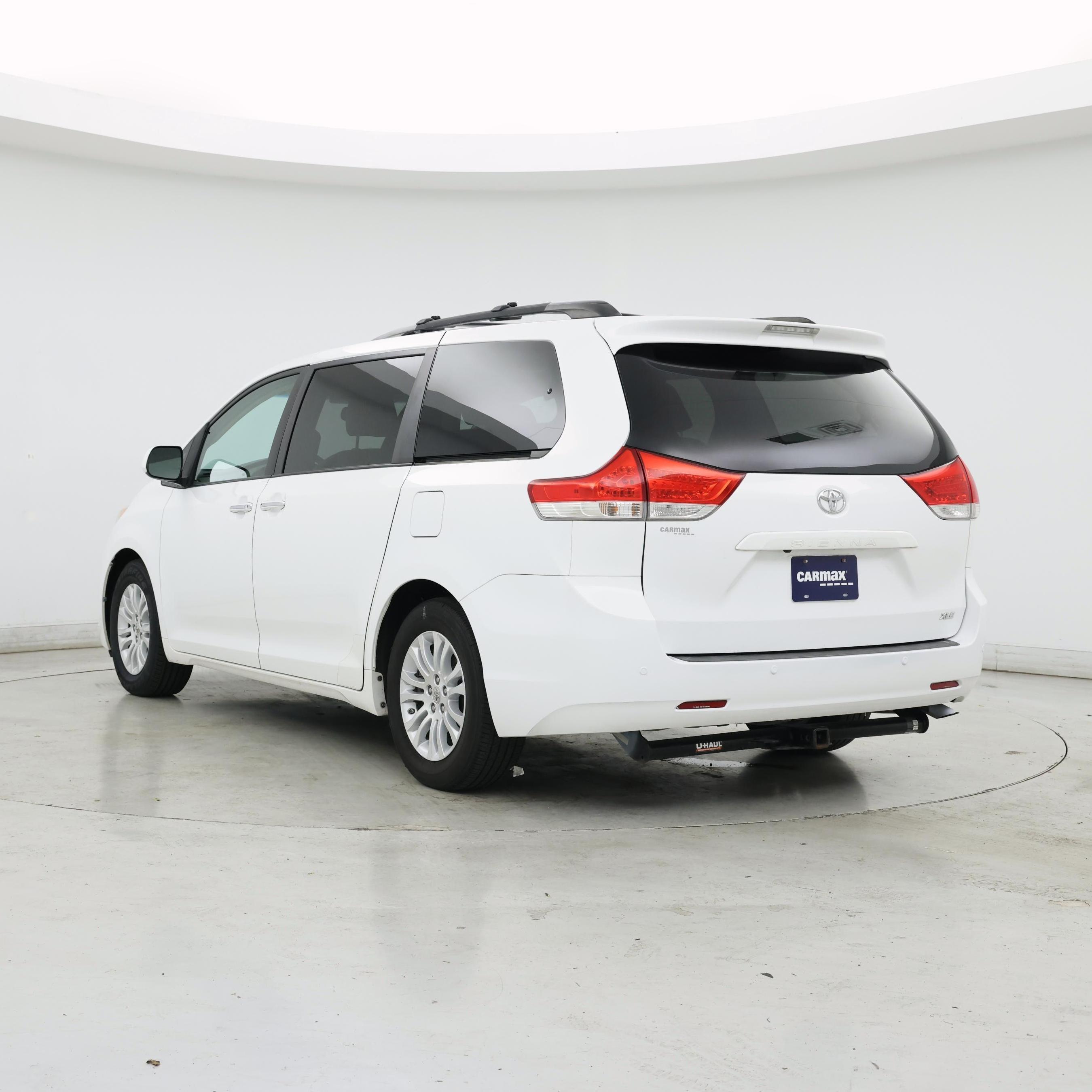 Thumbnail: 2014 Toyota Sienna - 2