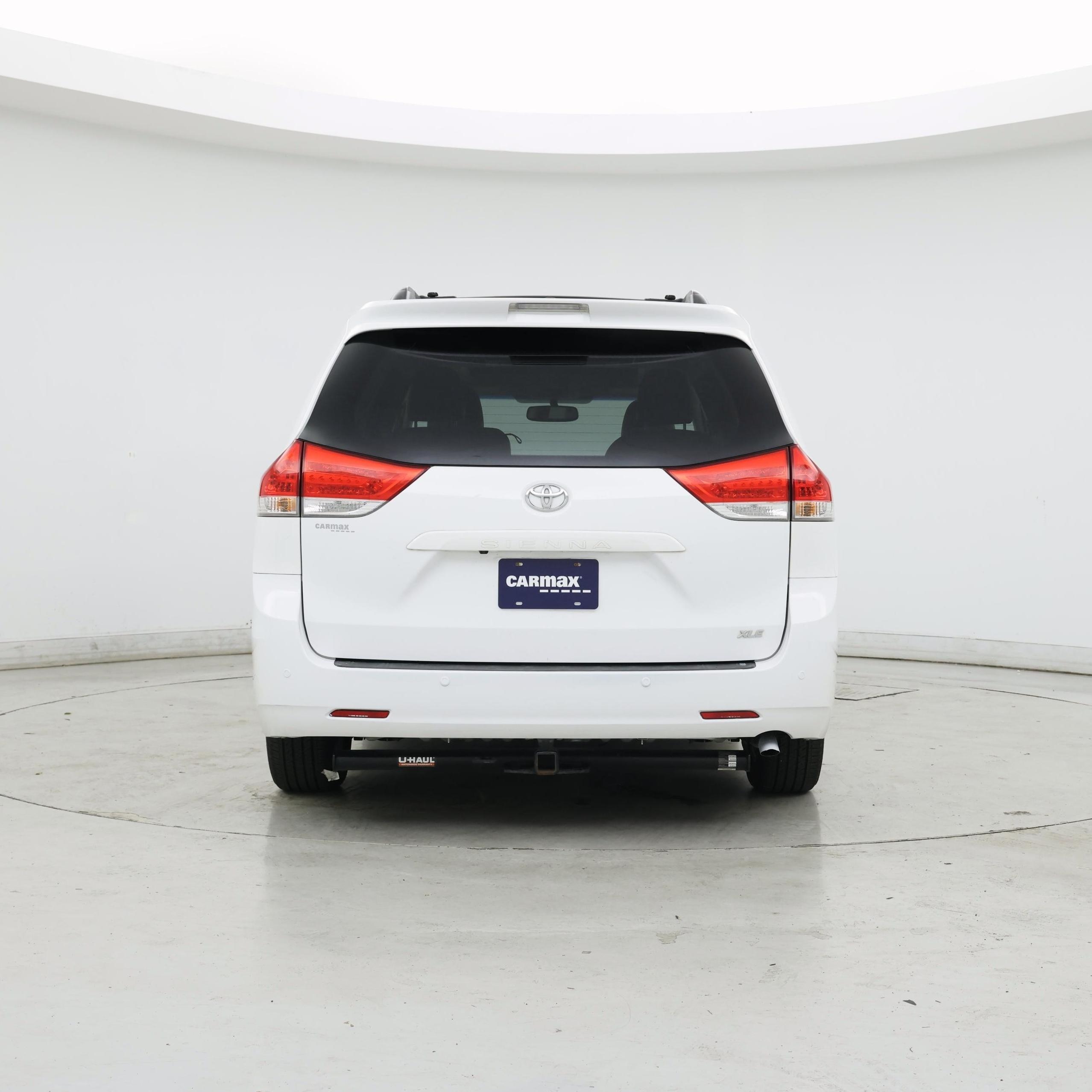 Thumbnail: 2014 Toyota Sienna - 6