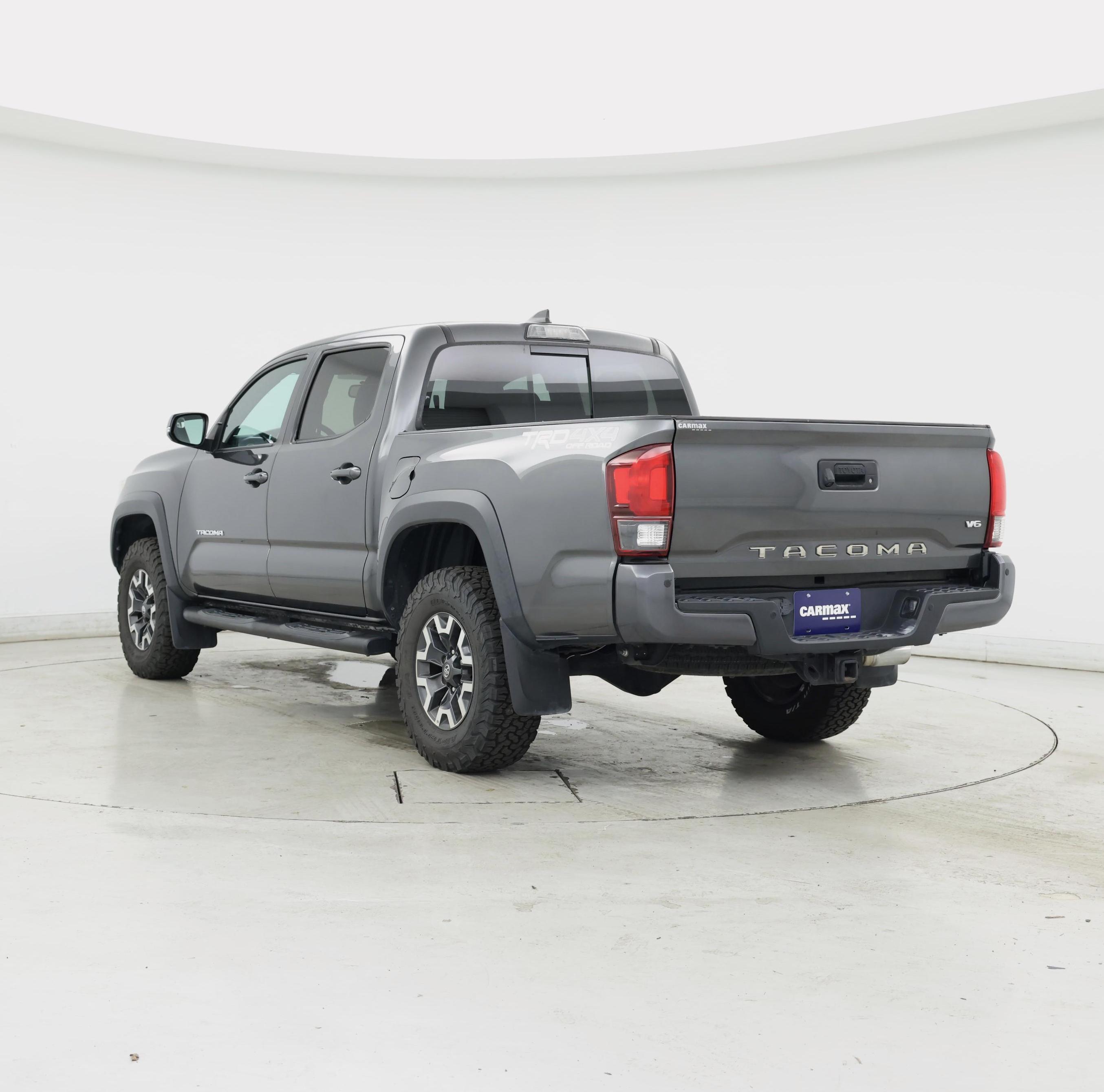 Thumbnail: 2018 Toyota Tacoma - 2