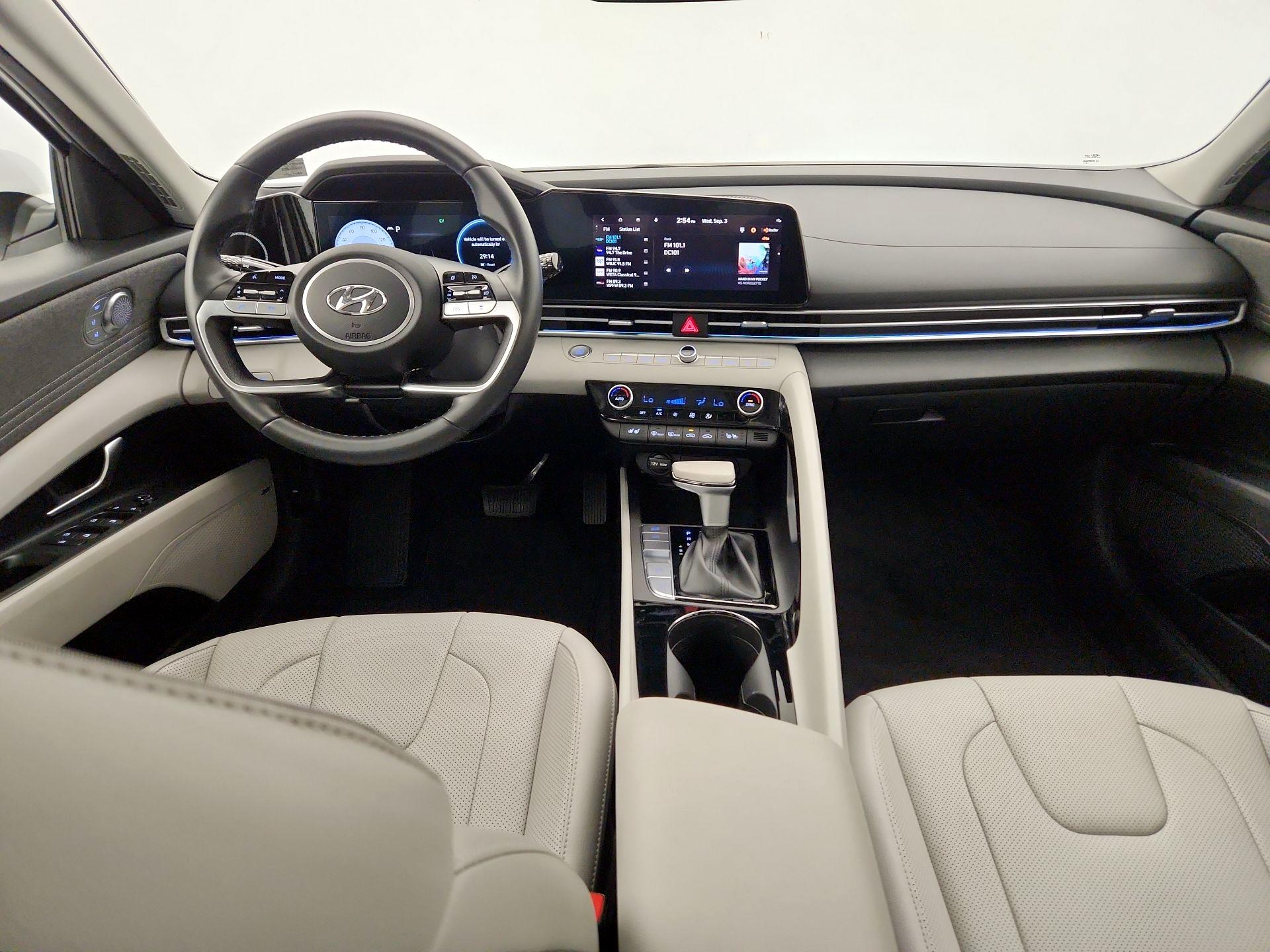 Thumbnail: 2023 Hyundai Elantra - 9