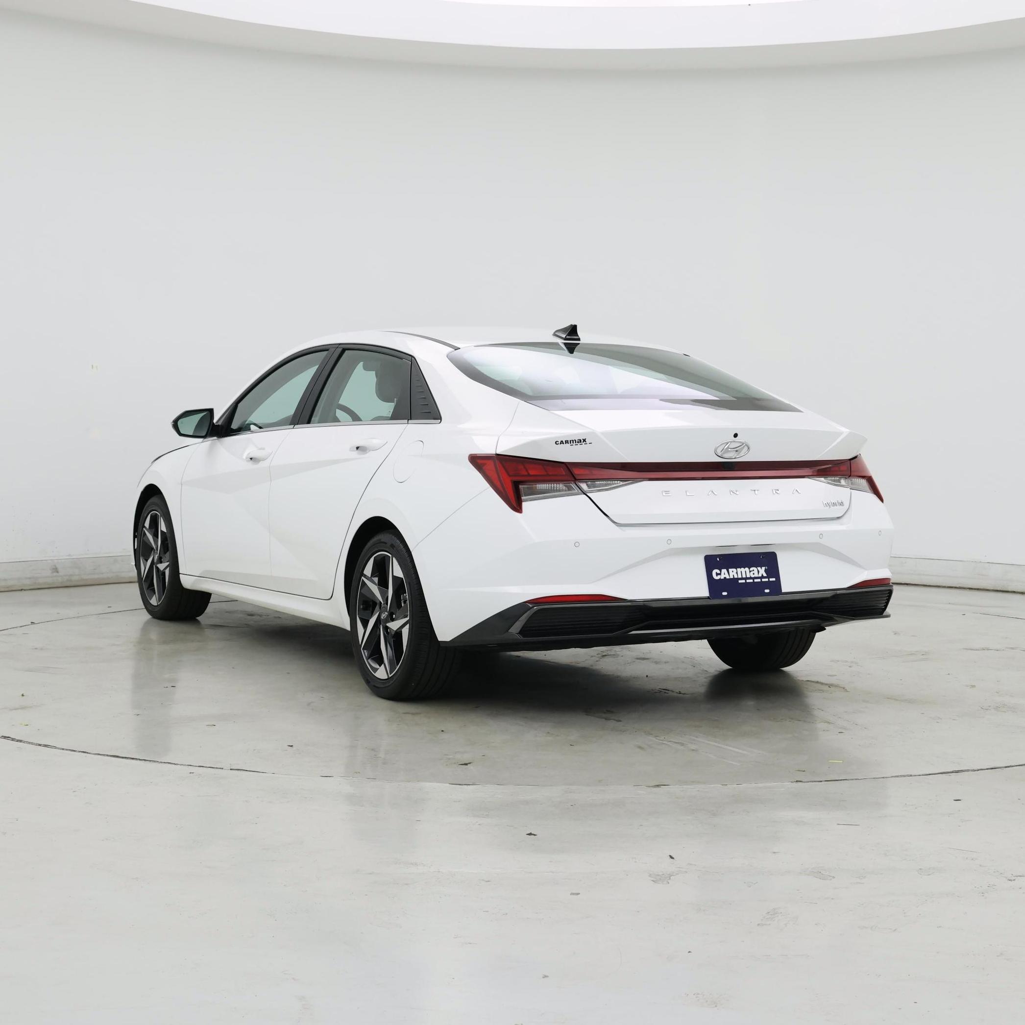 Thumbnail: 2023 Hyundai Elantra - 2