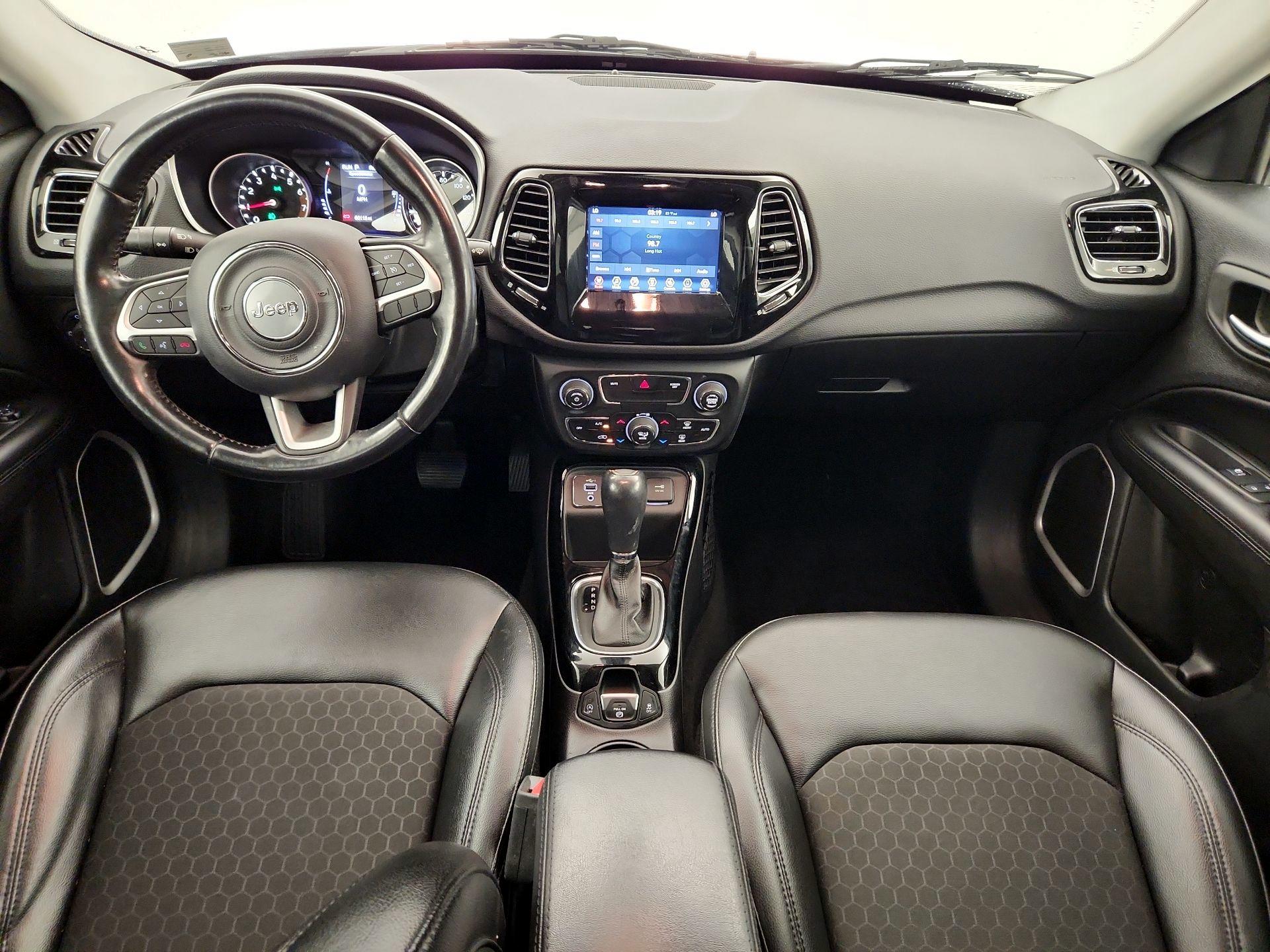 Thumbnail: 2020 Jeep Compass - 9