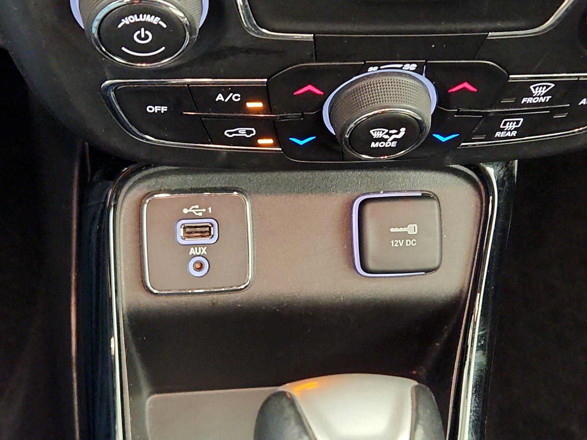 Thumbnail: 2020 Jeep Compass - 19