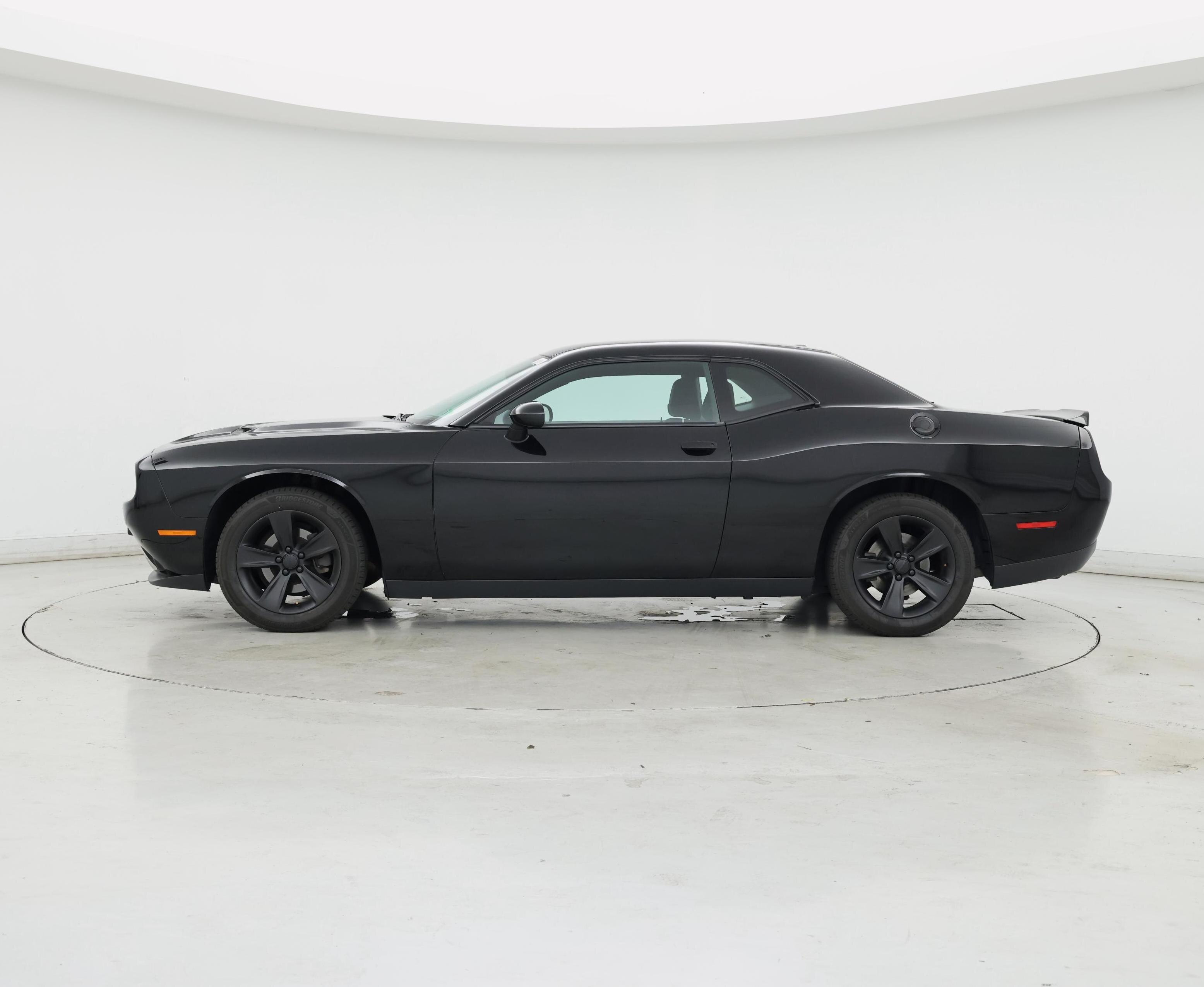 Thumbnail: 2018 Dodge Challenger - 3