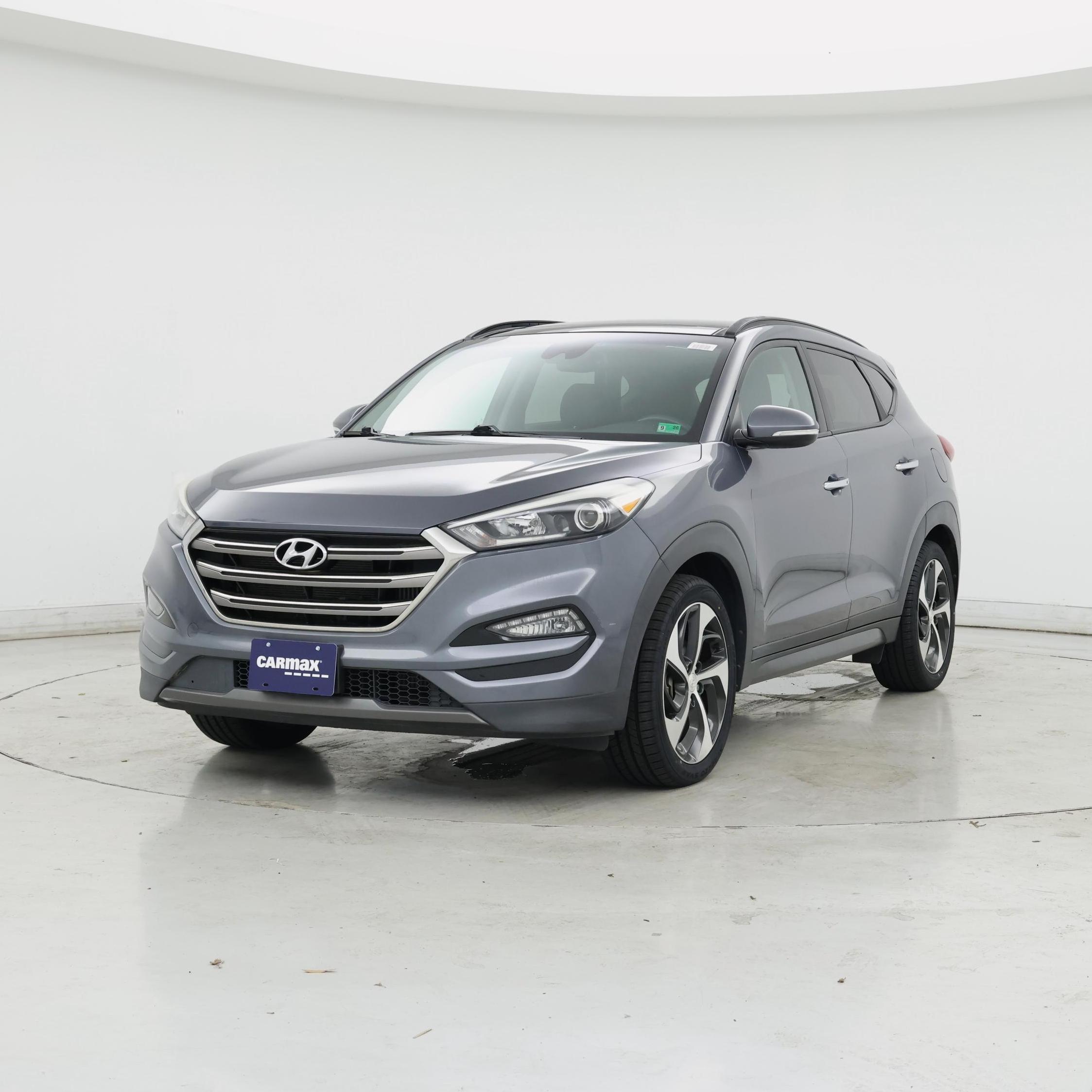 Thumbnail: 2016 Hyundai Tucson - 4