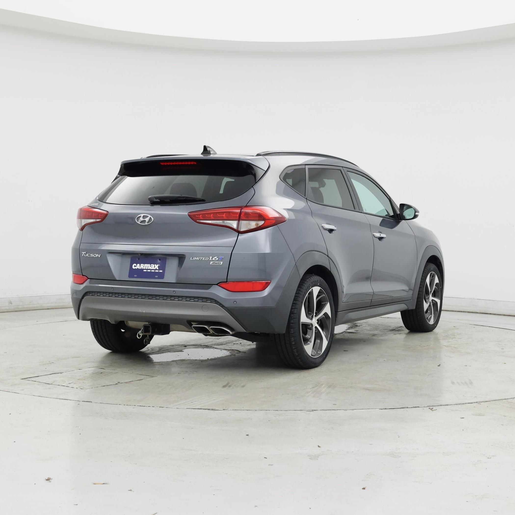 Thumbnail: 2016 Hyundai Tucson - 8