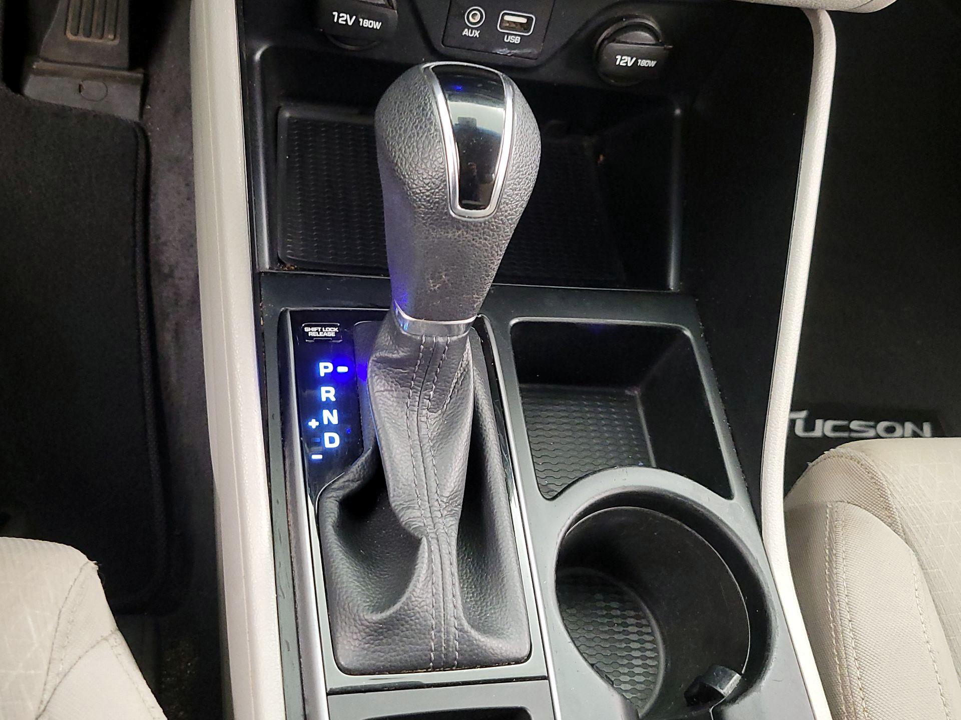 Thumbnail: 2016 Hyundai Tucson - 17