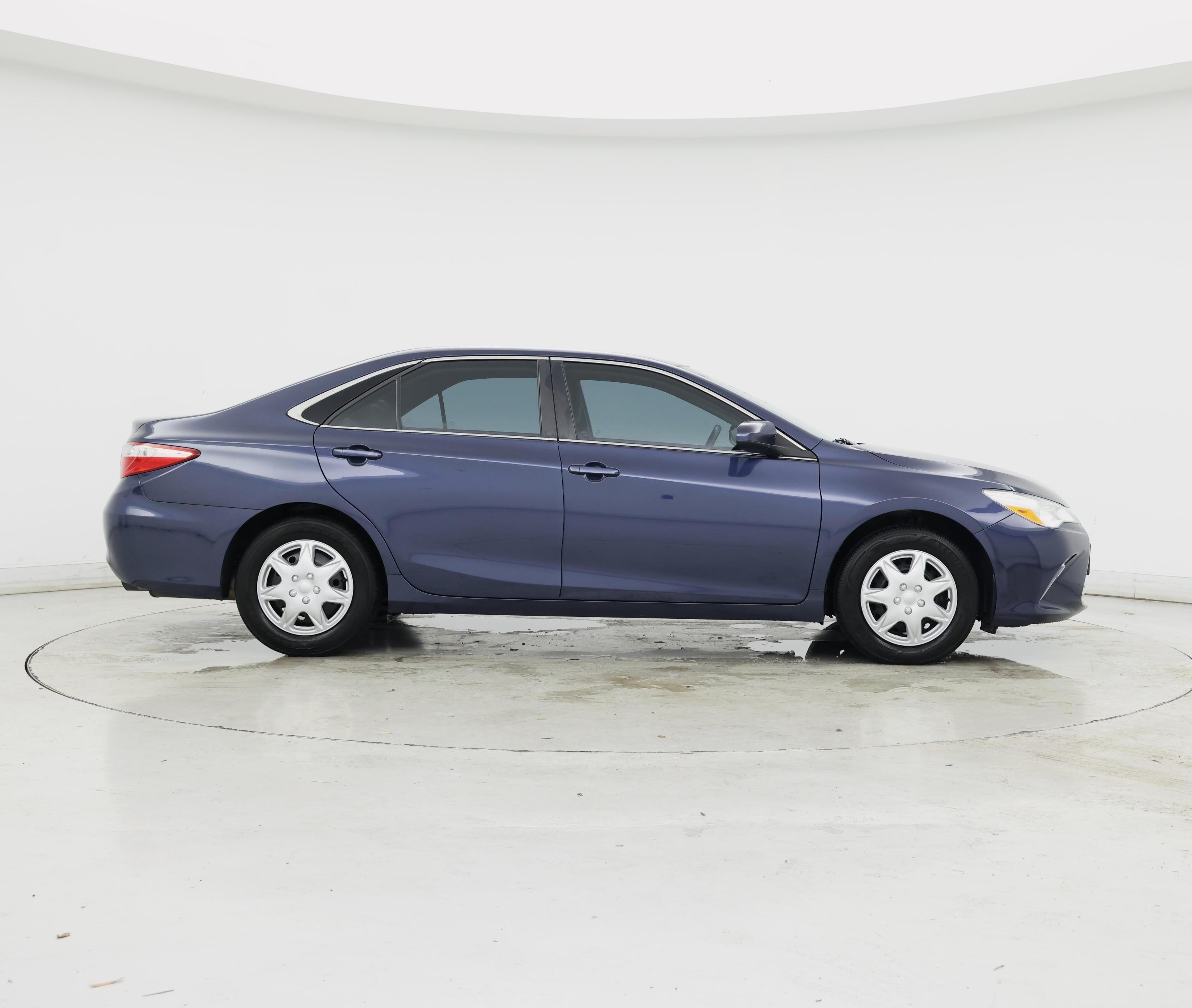 Thumbnail: 2016 Toyota Camry - 7