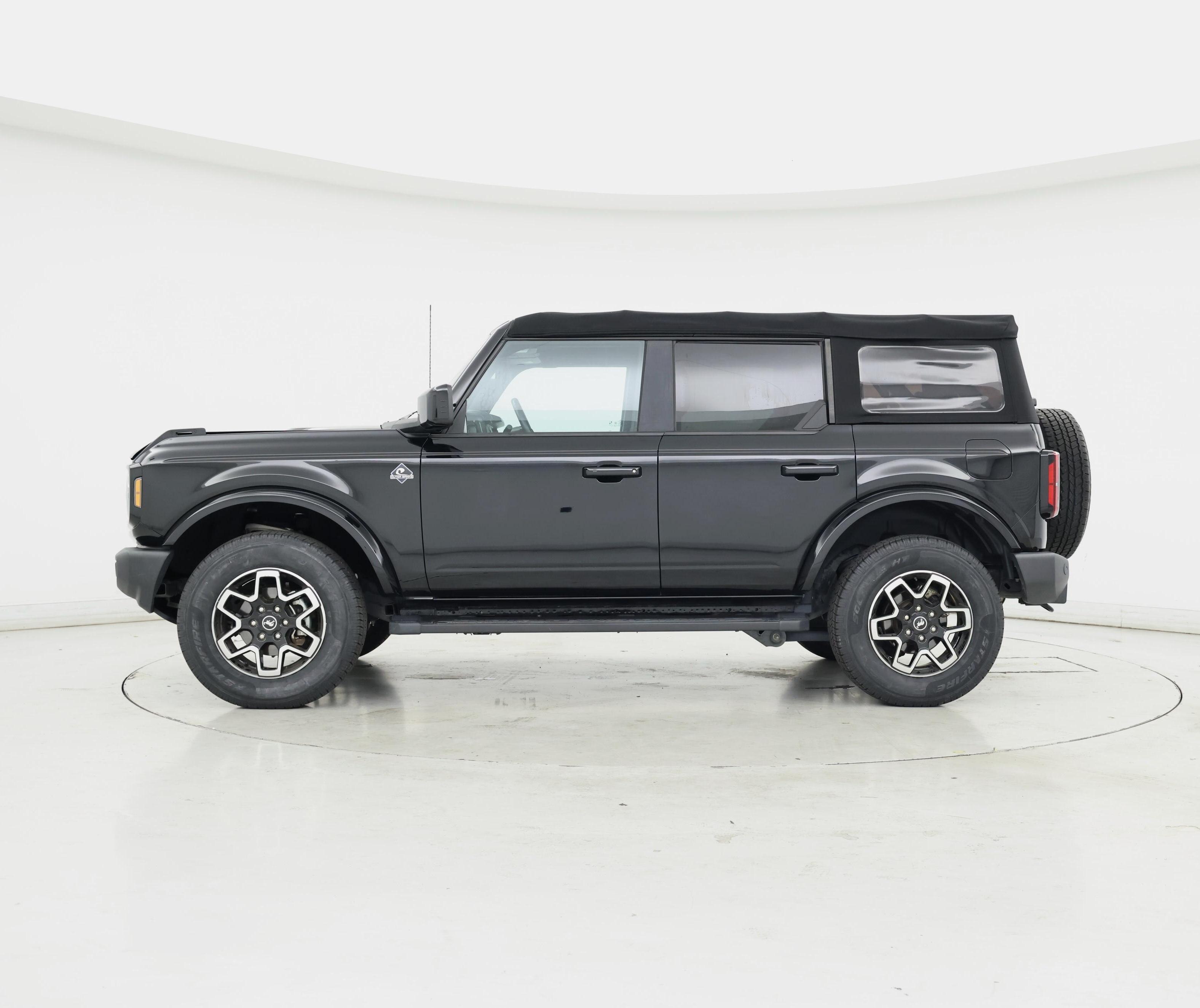 Thumbnail: 2023 Ford Bronco - 3