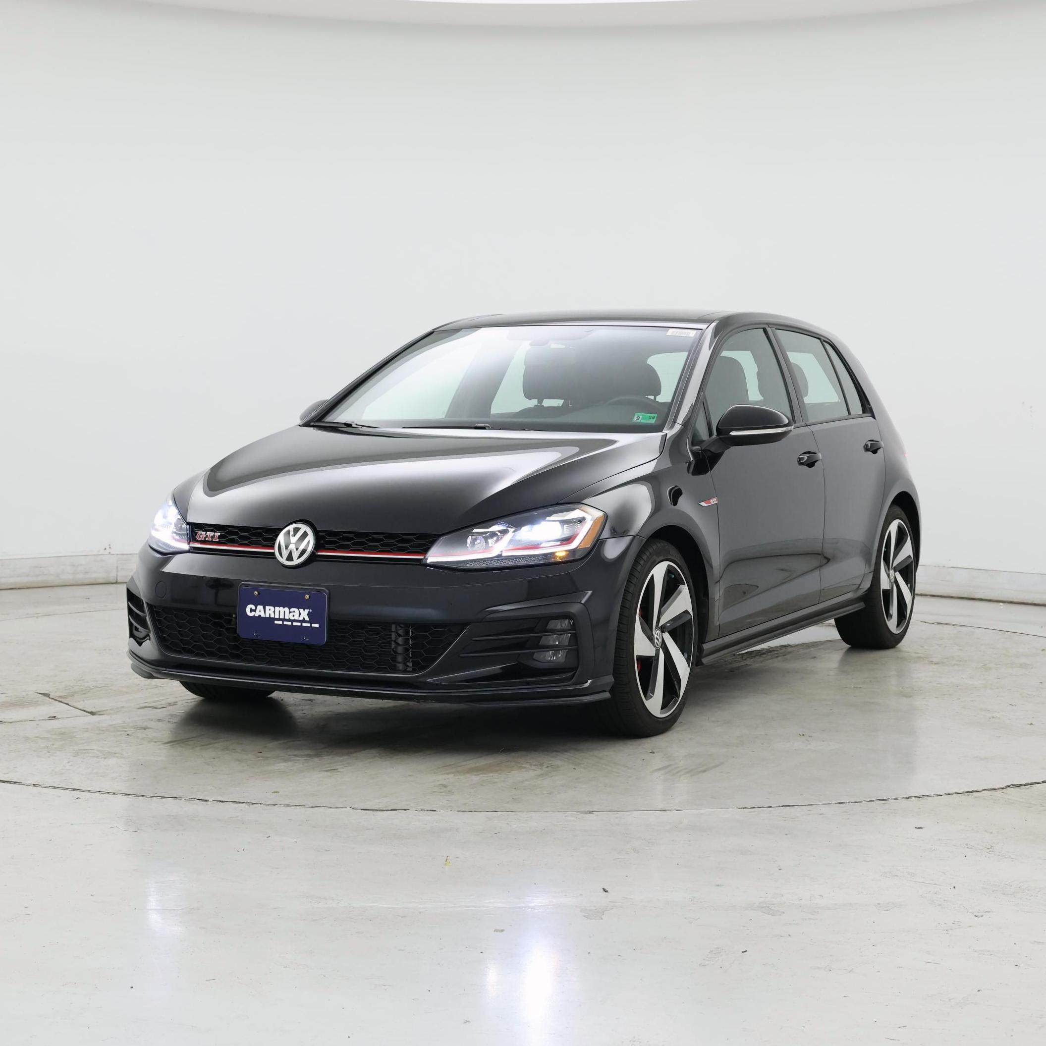 Thumbnail: 2020 Volkswagen Golf - 4