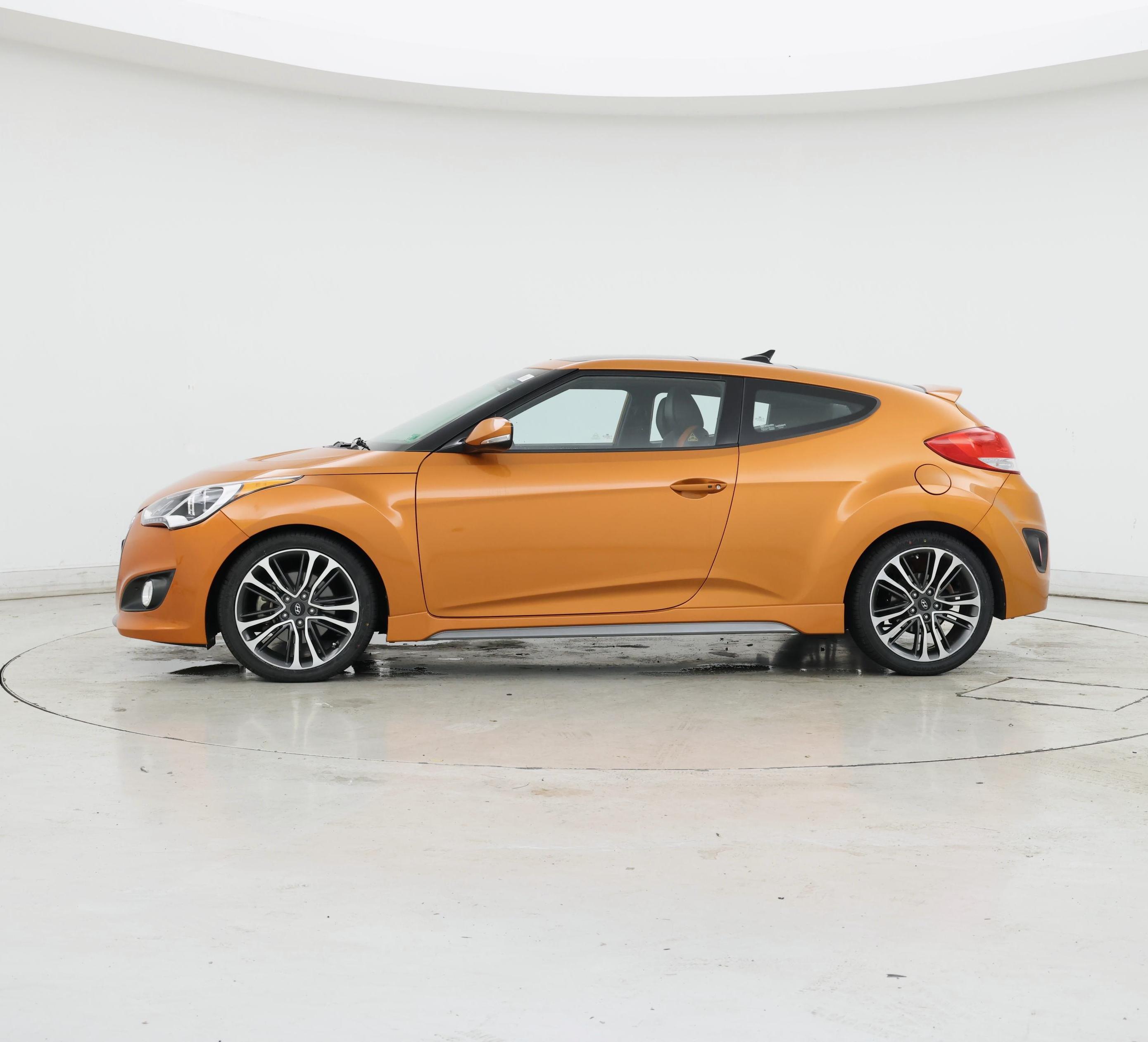 Thumbnail: 2016 Hyundai Veloster - 3
