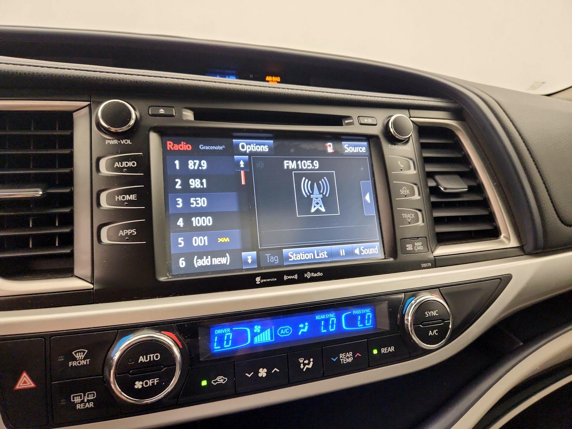 Thumbnail: 2017 Toyota Highlander - 15