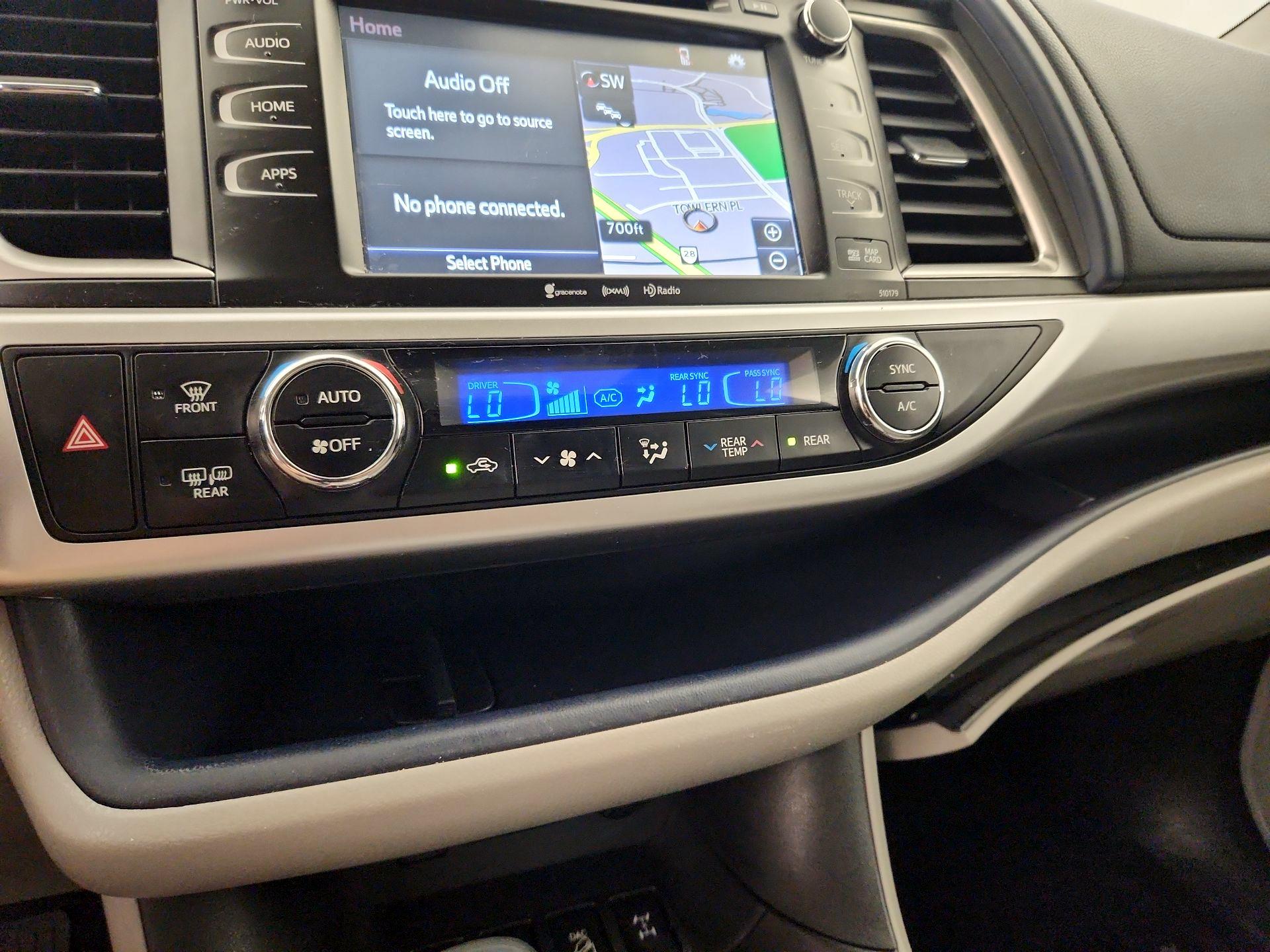 Thumbnail: 2017 Toyota Highlander - 16