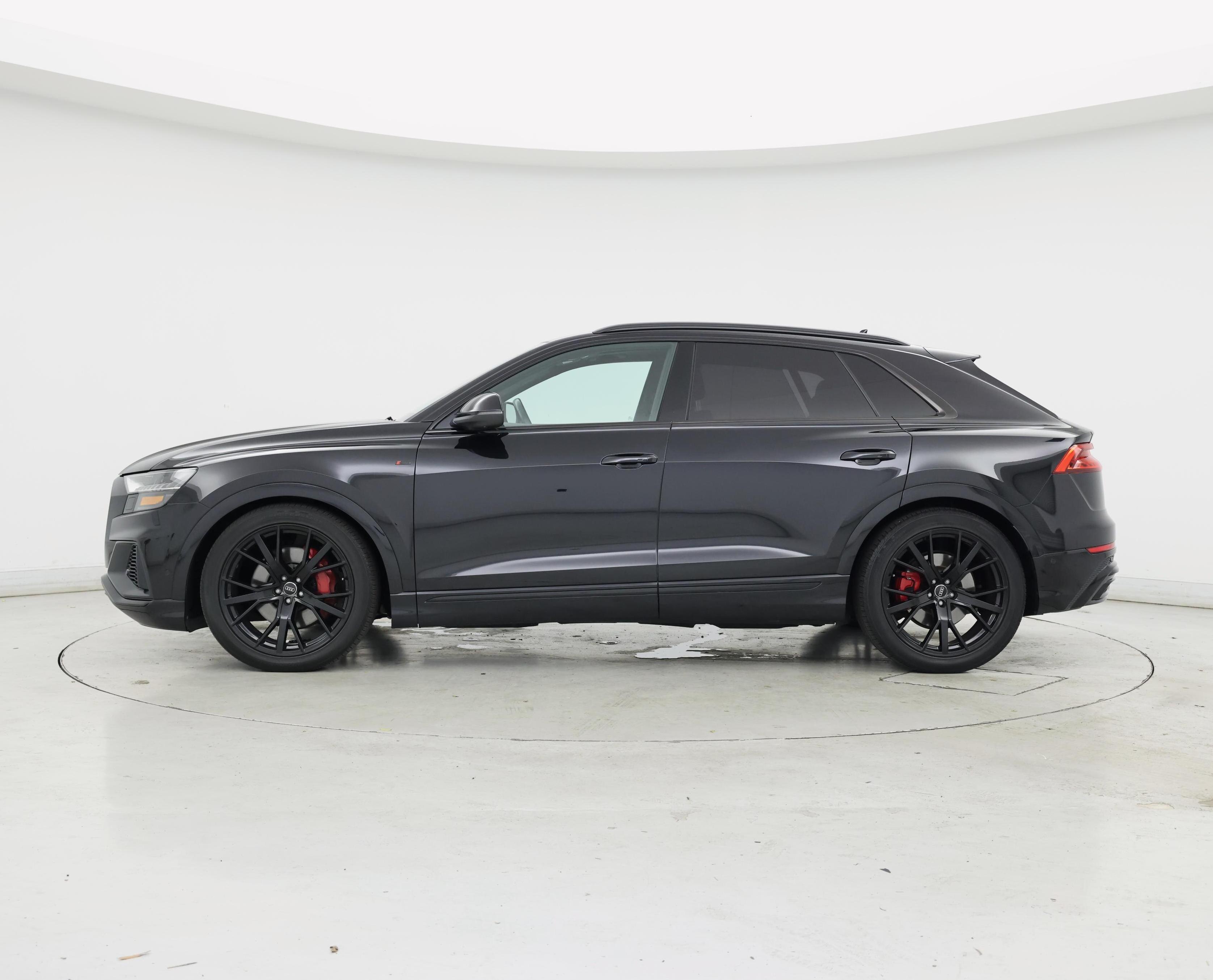 Thumbnail: 2019 Audi Q8 - 3