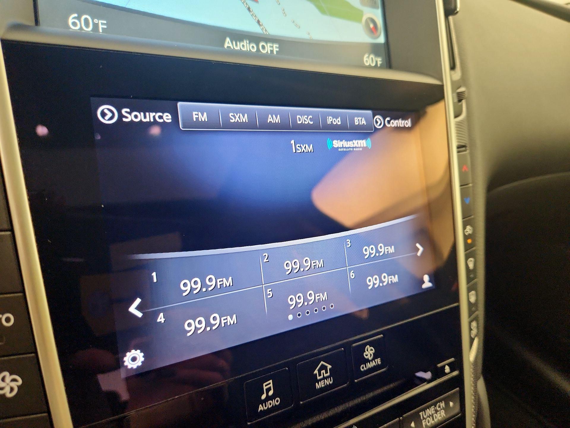 Thumbnail: 2014 INFINITI Q50 - 16