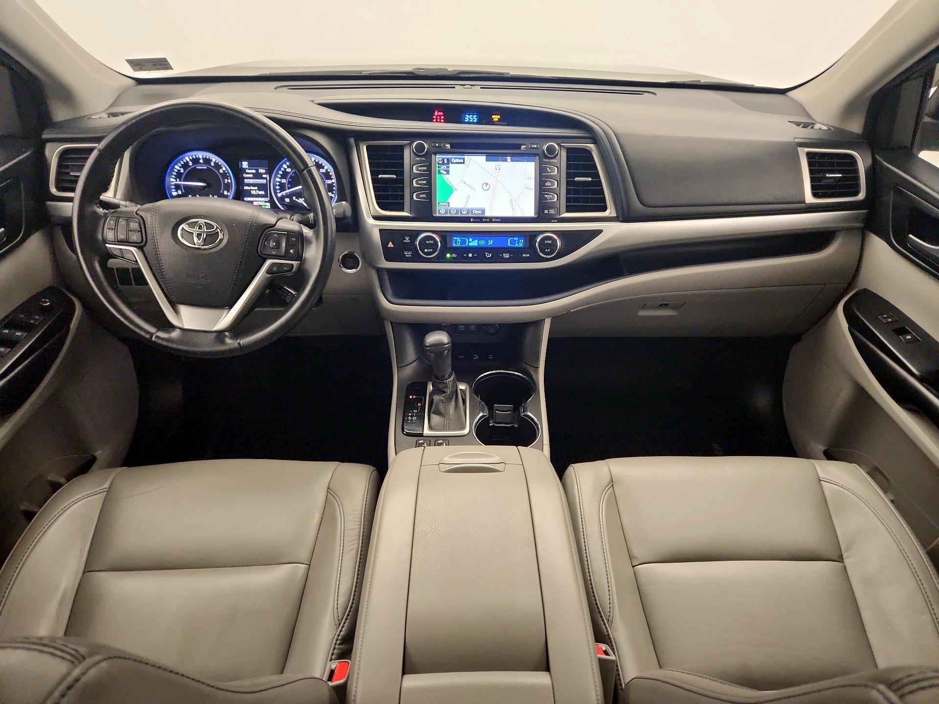 Thumbnail: 2018 Toyota Highlander - 9